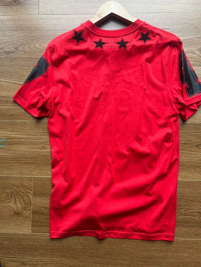 Givenchy Givenchy Star Pattern Authentic Round Neck T-Shirt 2506-Nex Size US M / EU 48-50 / 2 - 3 Thumbnail