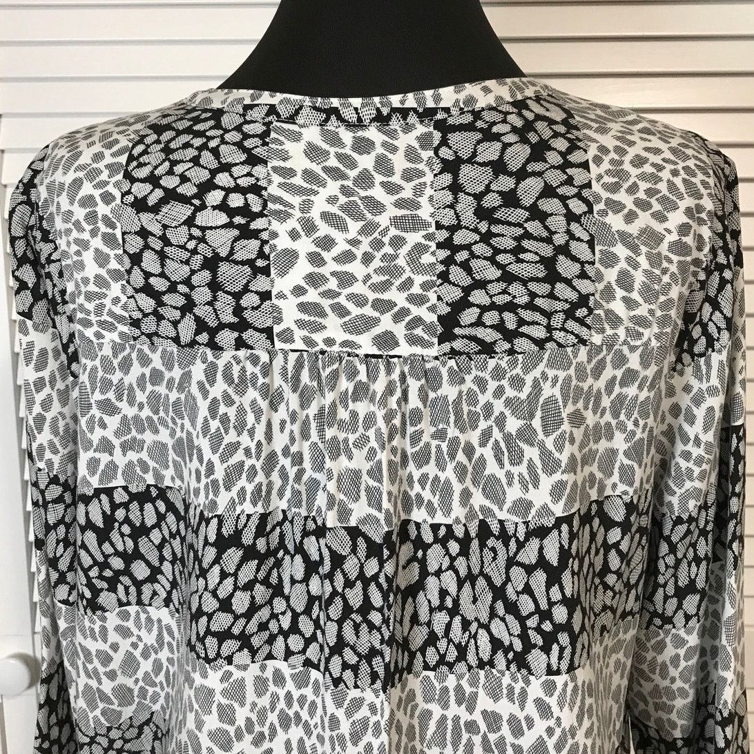 Liz Claiborne Liz Claiborne Studio Gray Striped Leopard Tunic Blouse L Size L / US 10 / IT 46 - 5 Thumbnail