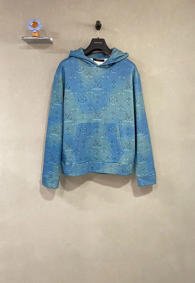 Louis Vuitton Blue Gradient Logo Hoodie for Sale - dmc Size US M / EU 48-50 / 2 - 1 Thumbnail