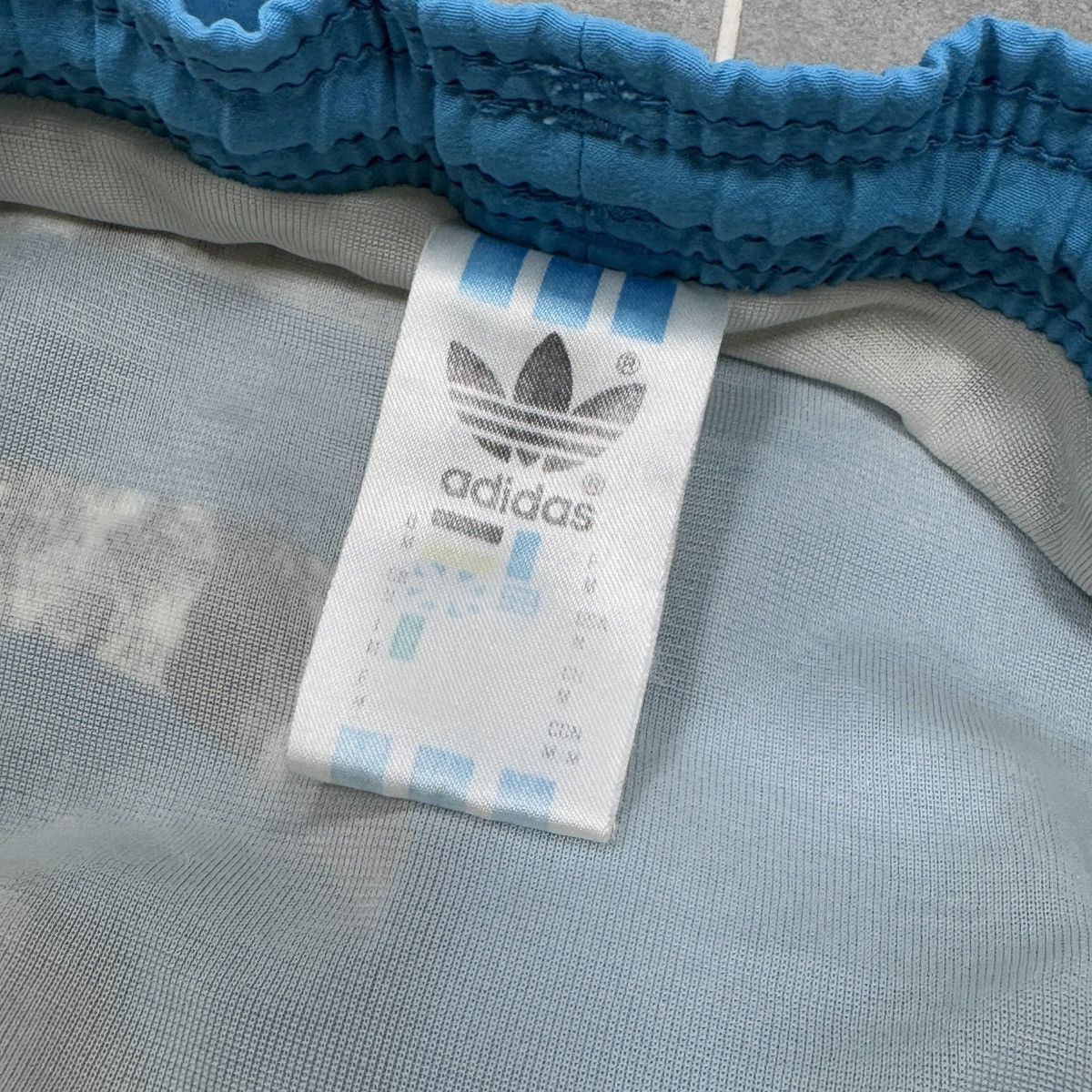 Adidas × Vintage Vintage Adidas Shorts Size M Size US 32 / EU 48 - 10 Thumbnail