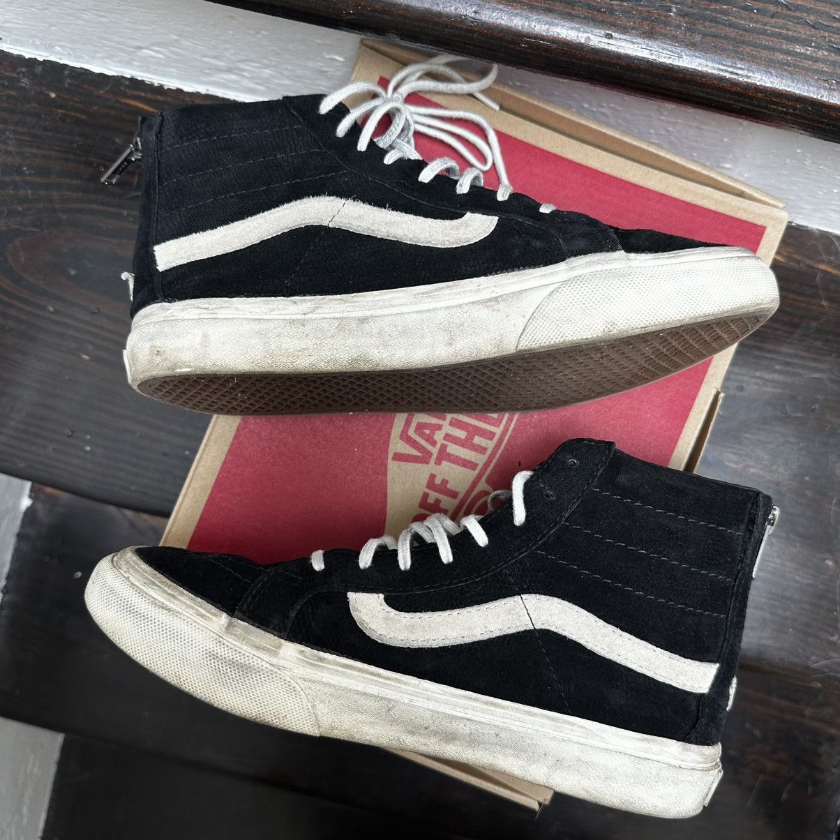 Vans Vans Sk8-hi Slim Zip Lizard Emboss Black Suede Scotchguard Size US 6 / IT 36 - 3 Thumbnail
