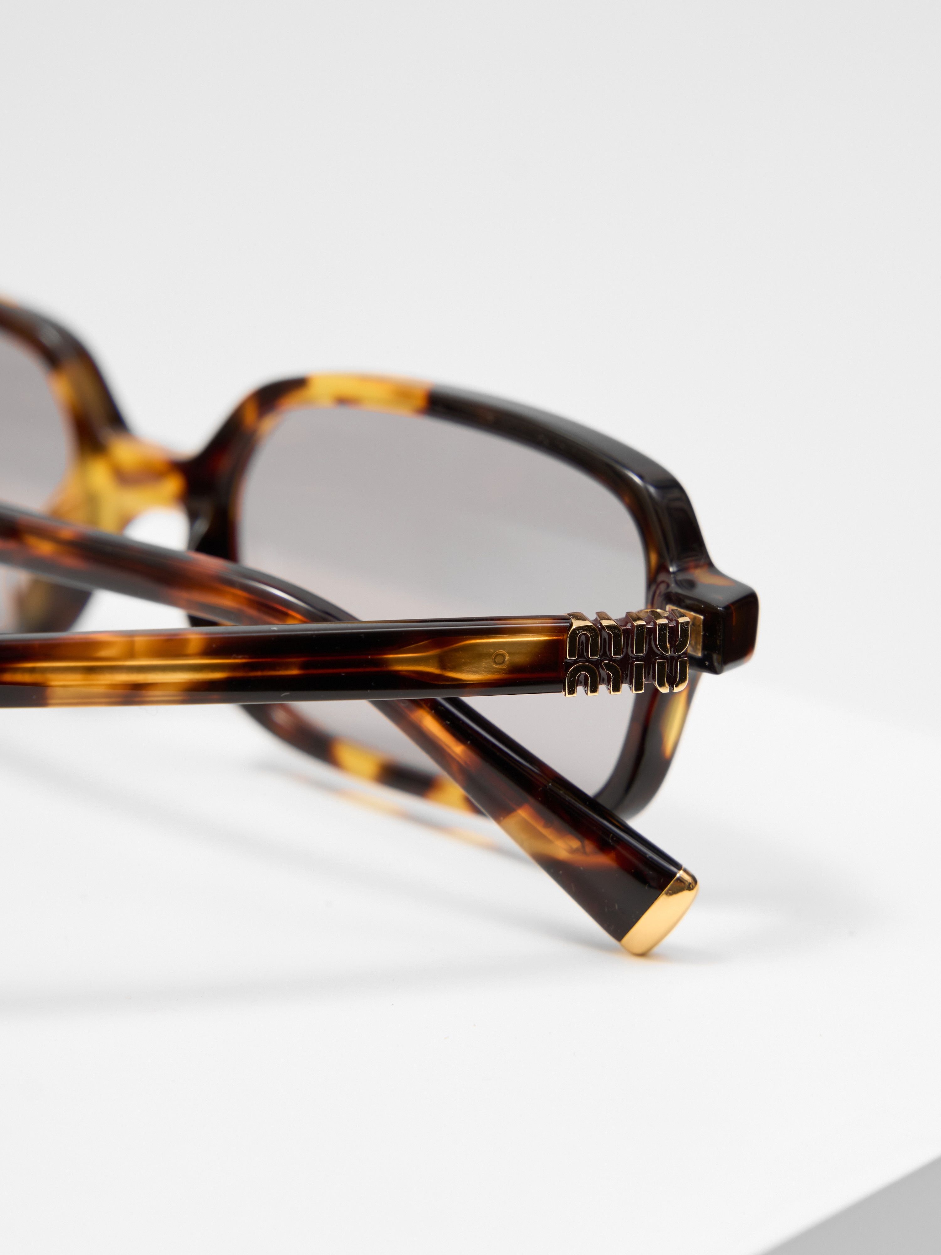 Miu Miu MIU MIU 0MU 11ZS VAU2Z1 SUNGLASSES Size ONE SIZE - 8 Thumbnail