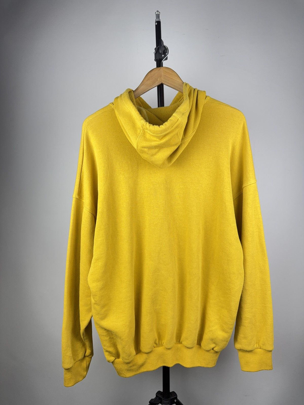 Puma Vintage 90s Yellow Retro Puma Hoodie Boxy Fit Hype Rare Size US L / EU 52-54 / 3 - 9 Thumbnail