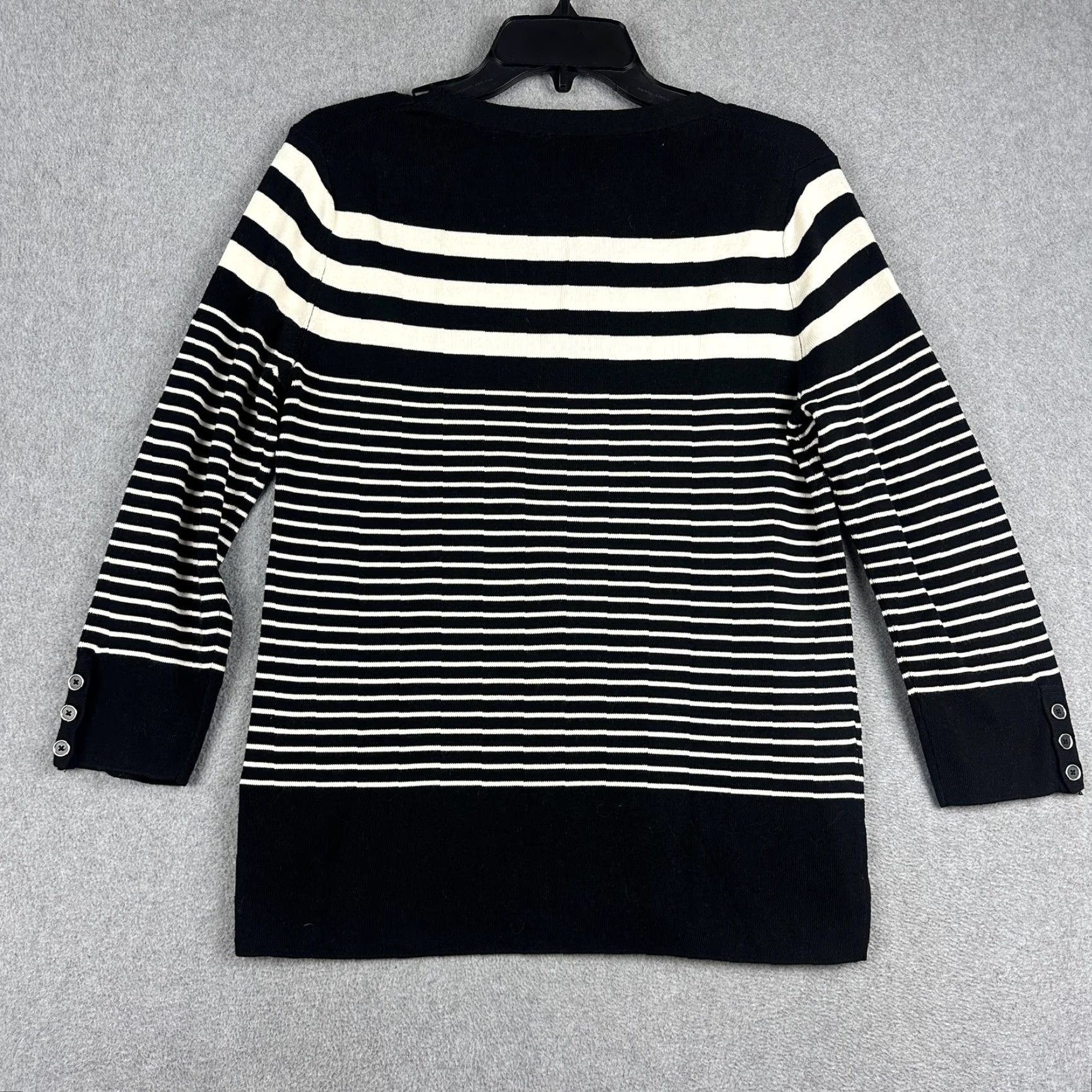 Talbots Talbots Sweater Womens Medium Blue Striped 3/4 Sleeve Button Cuff Knit Pullover Size M / US 6-8 / IT 42-44 - 6 Thumbnail