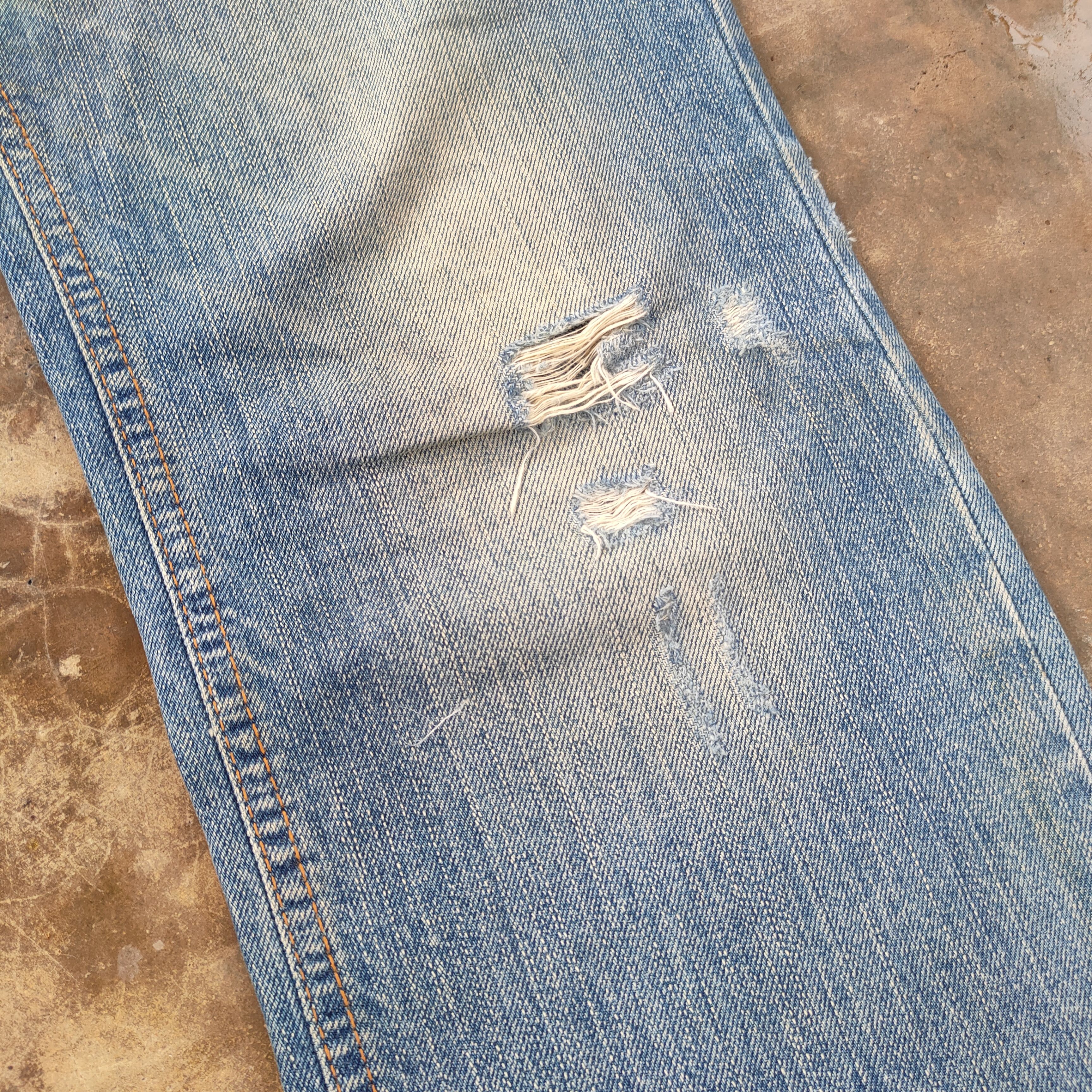 Dolce & Gabbana VINTAGE DOLCE & GABBANA RIPPED FADED DENIM JEANS PANTS Size US 37 - 7 Thumbnail
