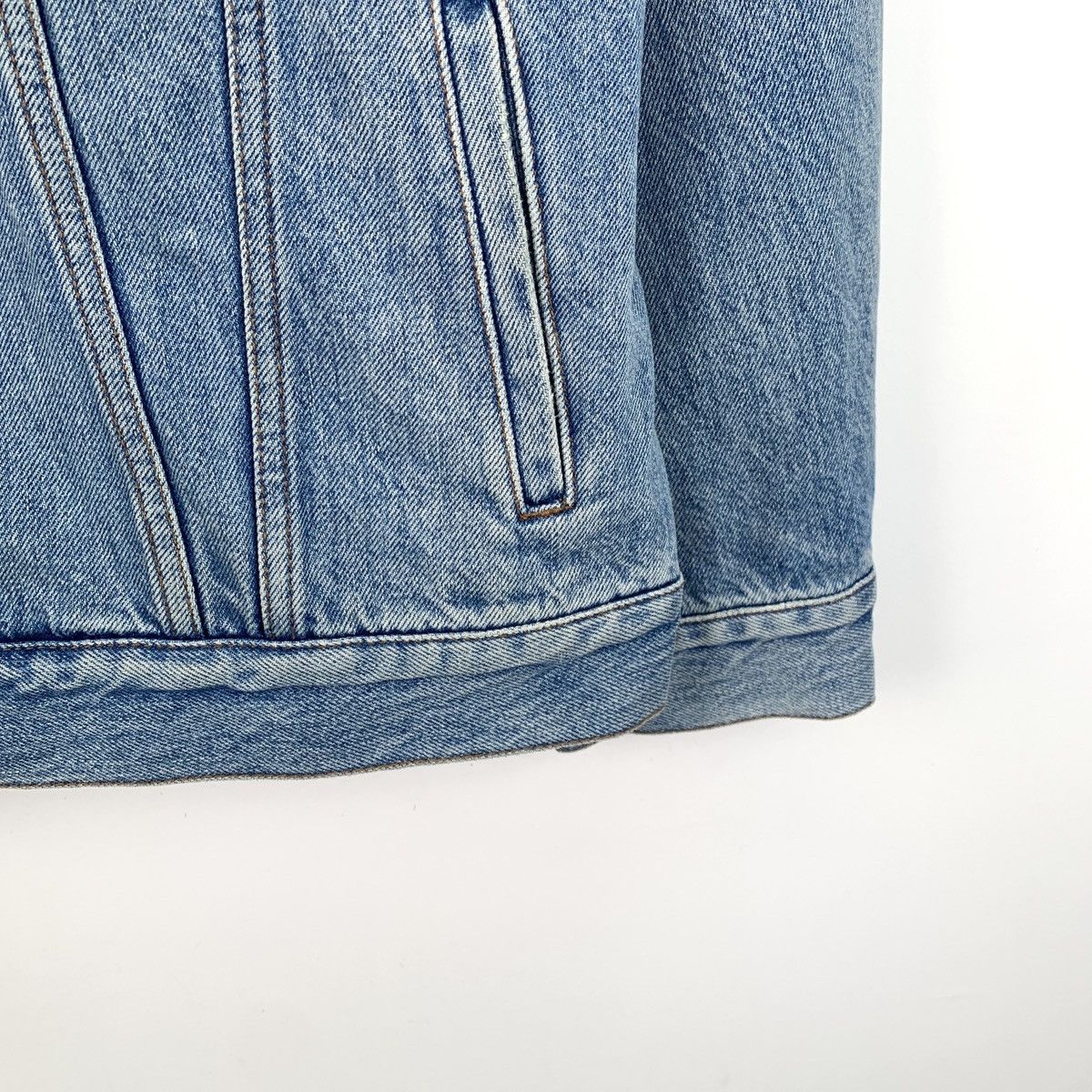 Gucci Gucci Blue Apple Logo Embroidered Cotton Denim Jacket Size XS / US 0-2 / IT 36-38 - 4 Thumbnail