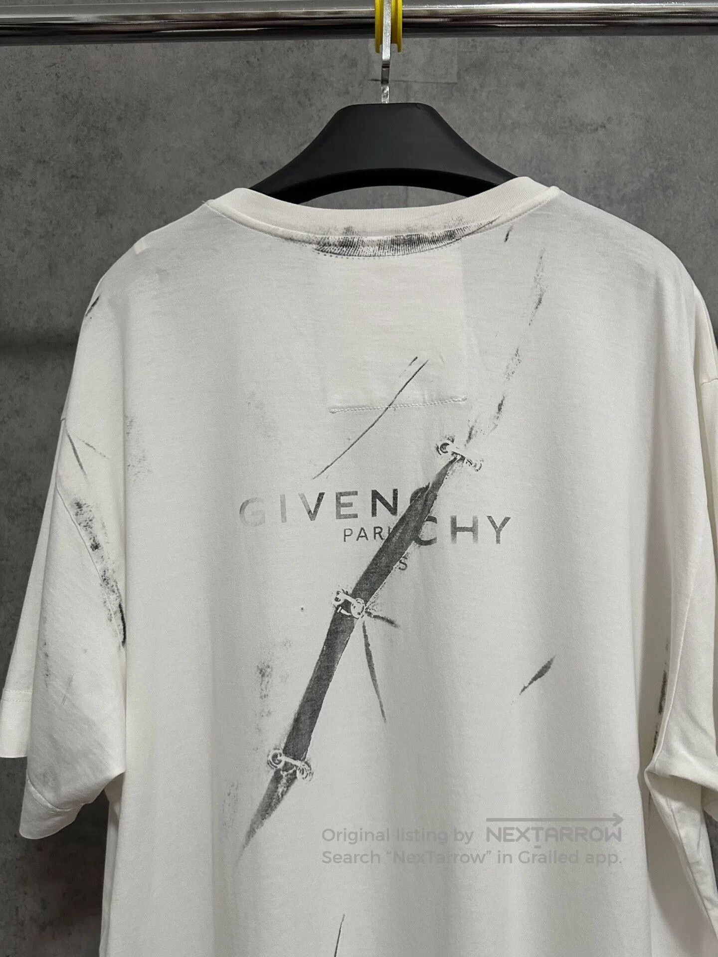 Givenchy Givenchy Logo Graffiti Short Sleeve T-Shirt. Size US L / EU 52-54 / 3 - 5 Thumbnail