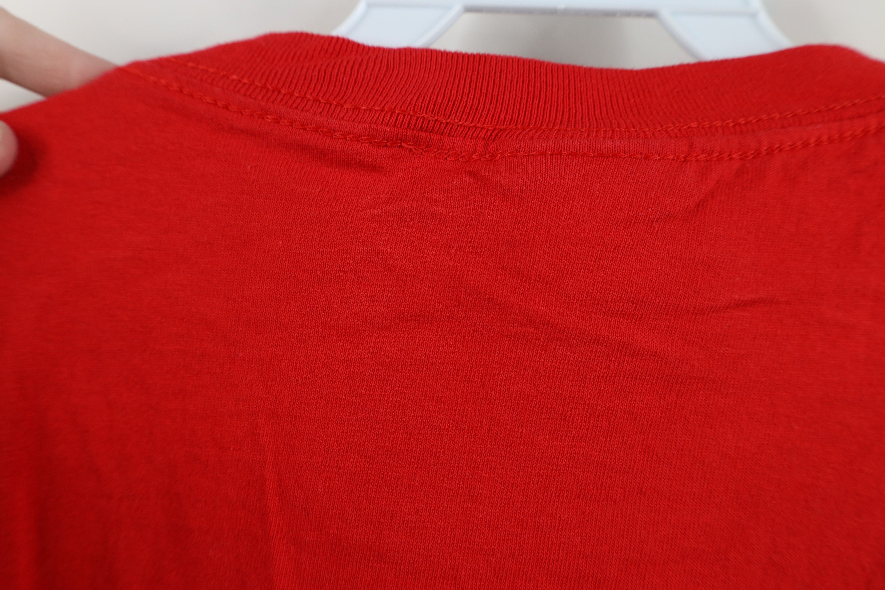Vintage Vintage Y2K 2003 Spell Detroit Red Wings Hockey T-Shirt Red Size US L / EU 52-54 / 3 - 12 Thumbnail