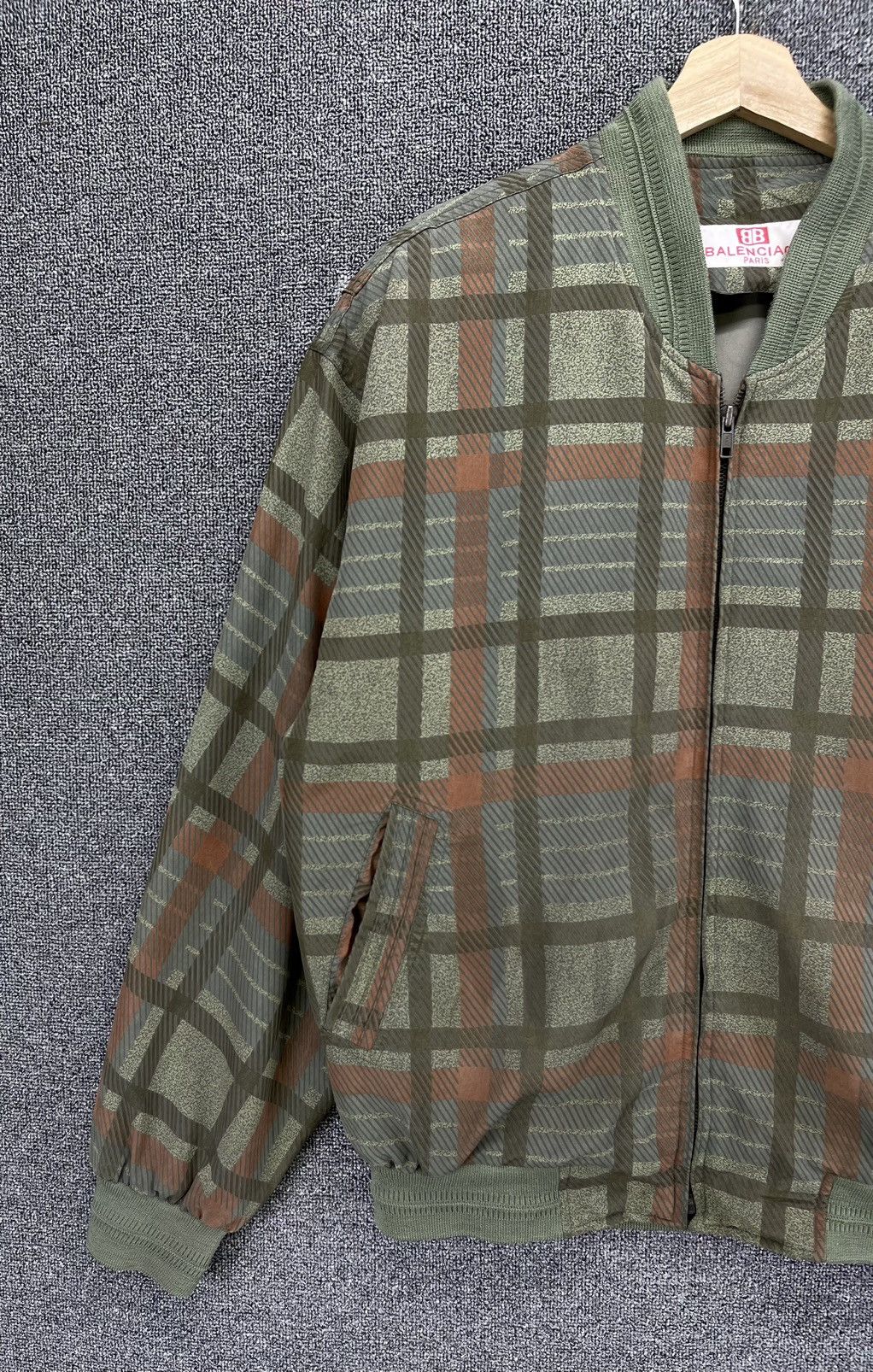 Balenciaga Vintage 90s Balenciaga Paris Checkered Shadow Plaids Jacket Size US L / EU 52-54 / 3 - 3 Thumbnail