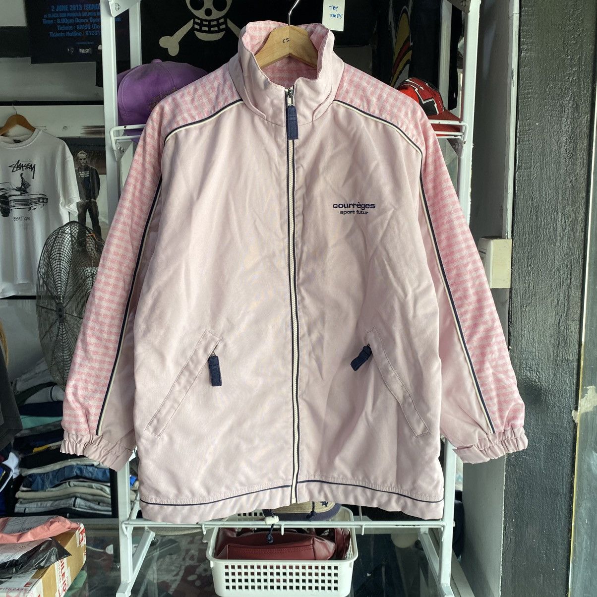 Courreges Vintage Courrèges Sport Future Pink Windbreaker Jacket 90s Size US L / EU 52-54 / 3 - 1 Thumbnail