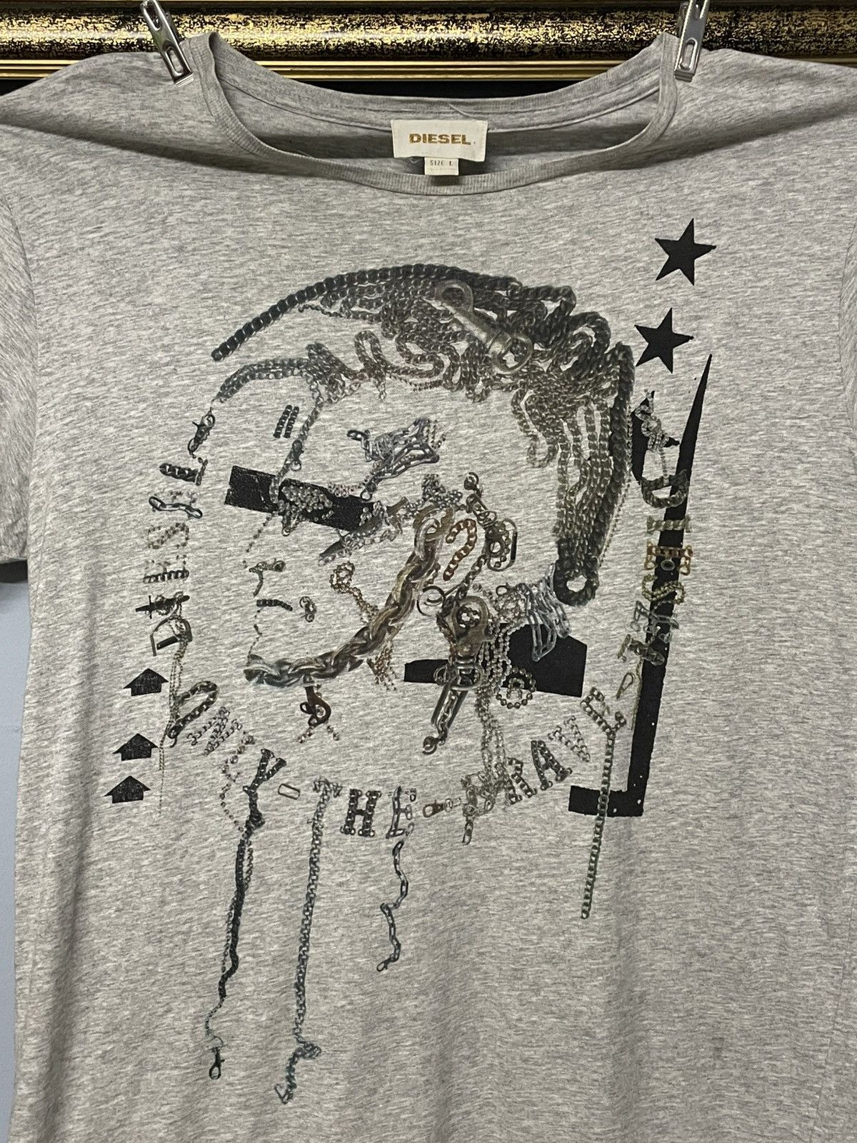 Diesel Vintage 1990s Designer Diesel Industry Trojan Art Tshirt Size US M / EU 48-50 / 2 - 3 Thumbnail