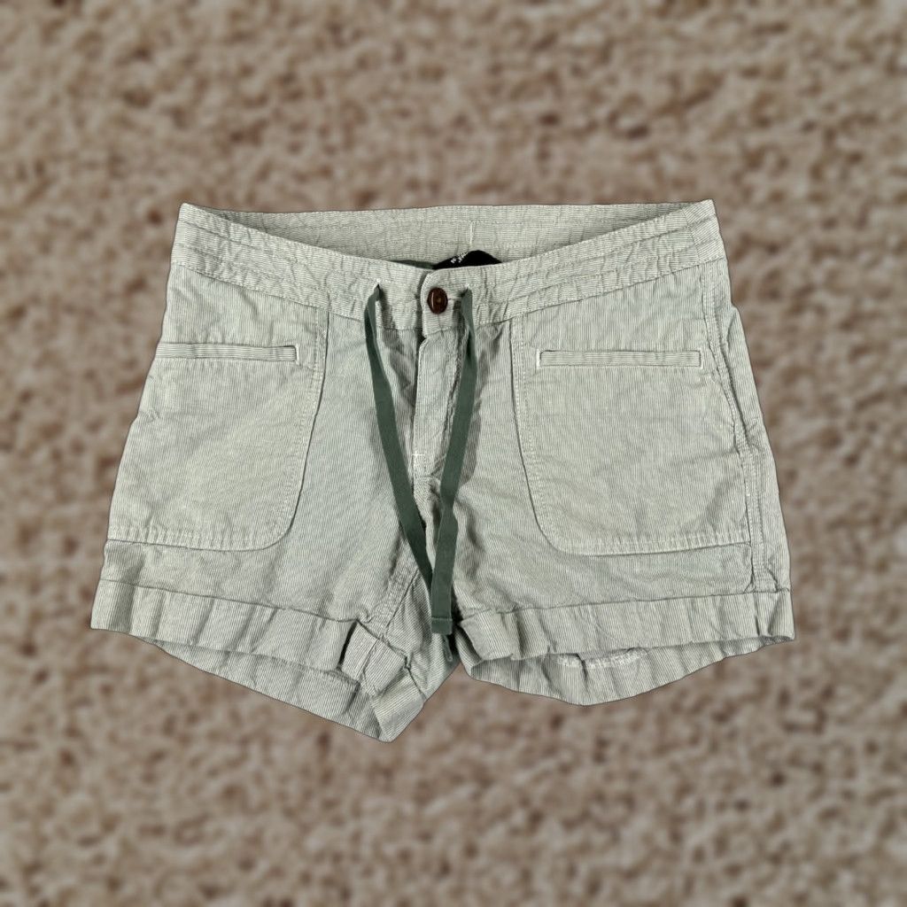 The North Face The North Face Shorts Women 4 Green White Stripe Linen Cotton Blend Pockets 29x5 Size 27" / US 4 / IT 40 - 1 Thumbnail