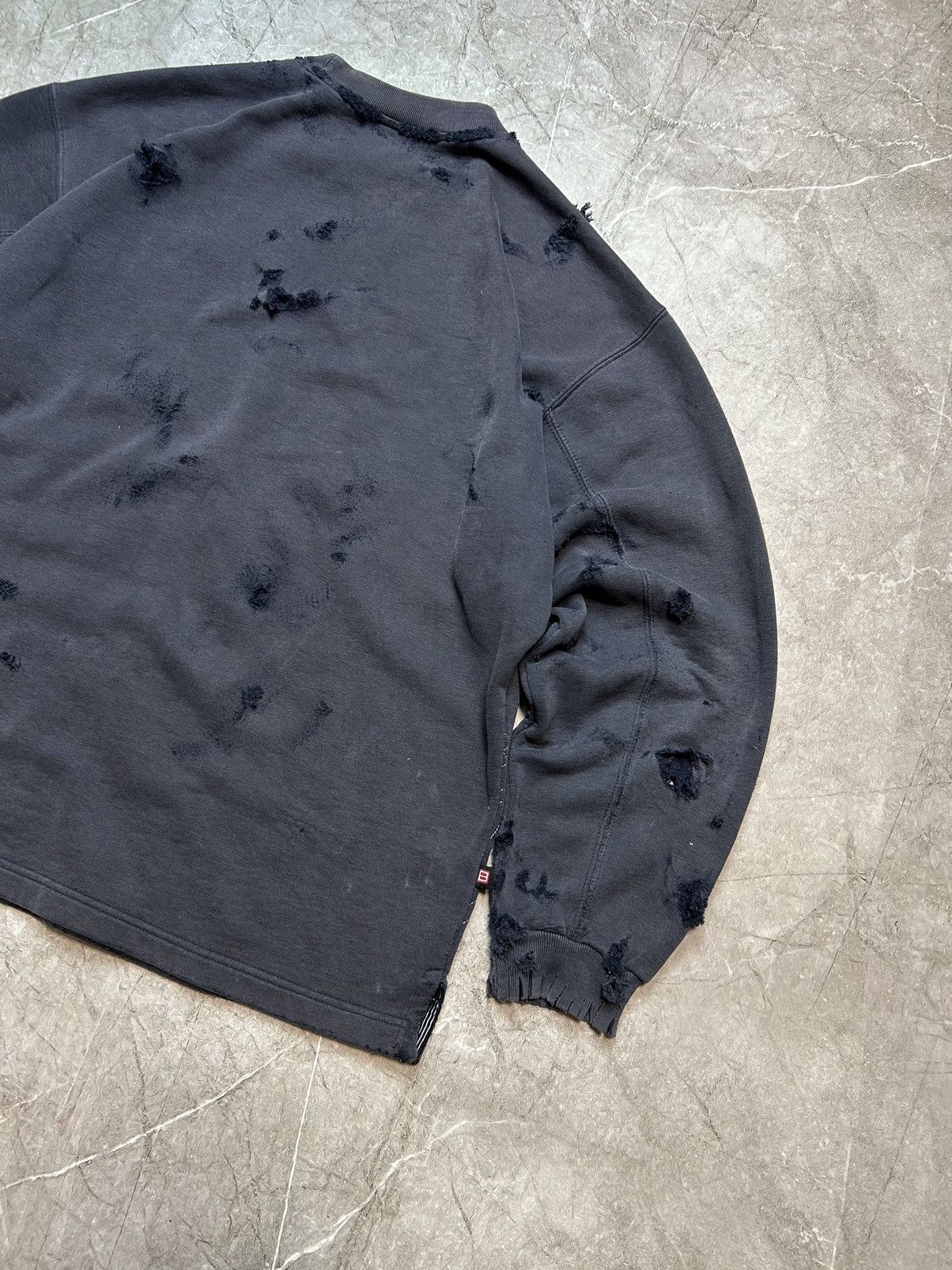 Japanese Brand Vintage distressed sweatshirt y2k Size US L / EU 52-54 / 3 - 9 Thumbnail