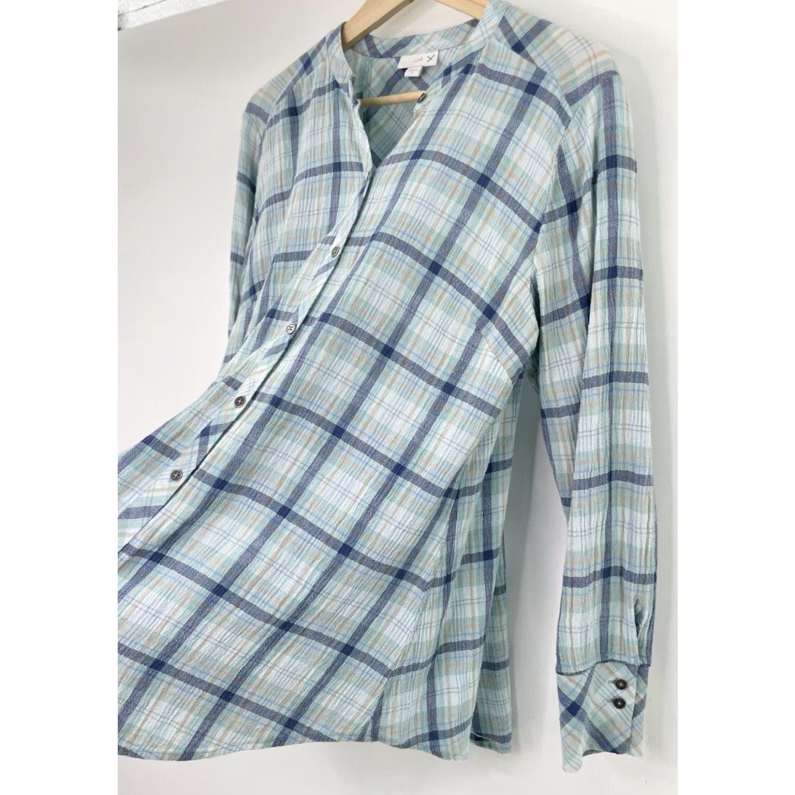J. Jill VINTAGE? No. J.Jill Blue Plaid Crew Neck Button Front Long Sleeve Tunic M Womens Shirt Size M / US 6-8 / IT 42-44 - 4 Thumbnail