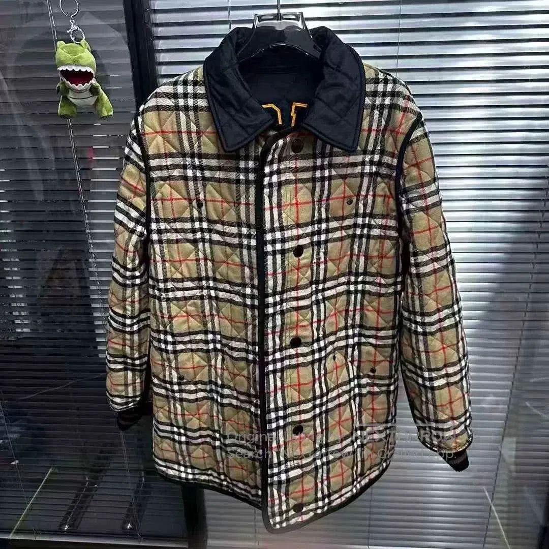 Burberry Burberry Reversible Back Logo Cotton Coat. Size US S / EU 44-46 / 1 - 4 Thumbnail