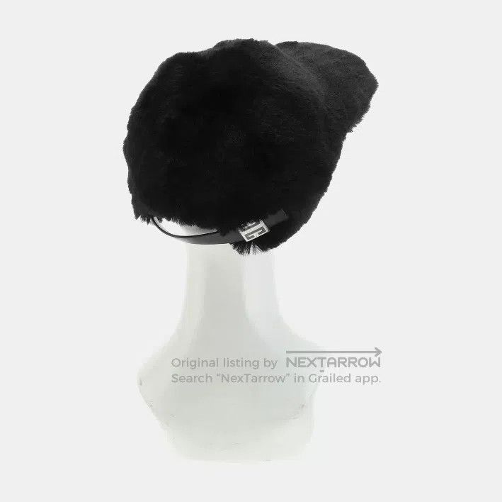Givenchy Givenchy Black Fur Trimmed Baseball Cap Size ONE SIZE - 2 Thumbnail