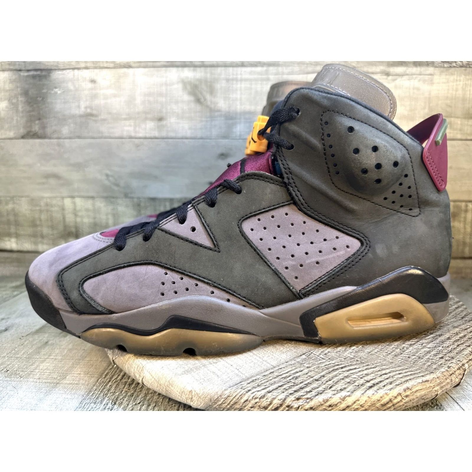 Jordan Brand Jordan 6 Bordeaux Sneaker Men Size 10 Brown Air Jordan CT8529-063 2021 Mid Top Athletic Shoe Size US 10 / EU 43 - 5 Thumbnail