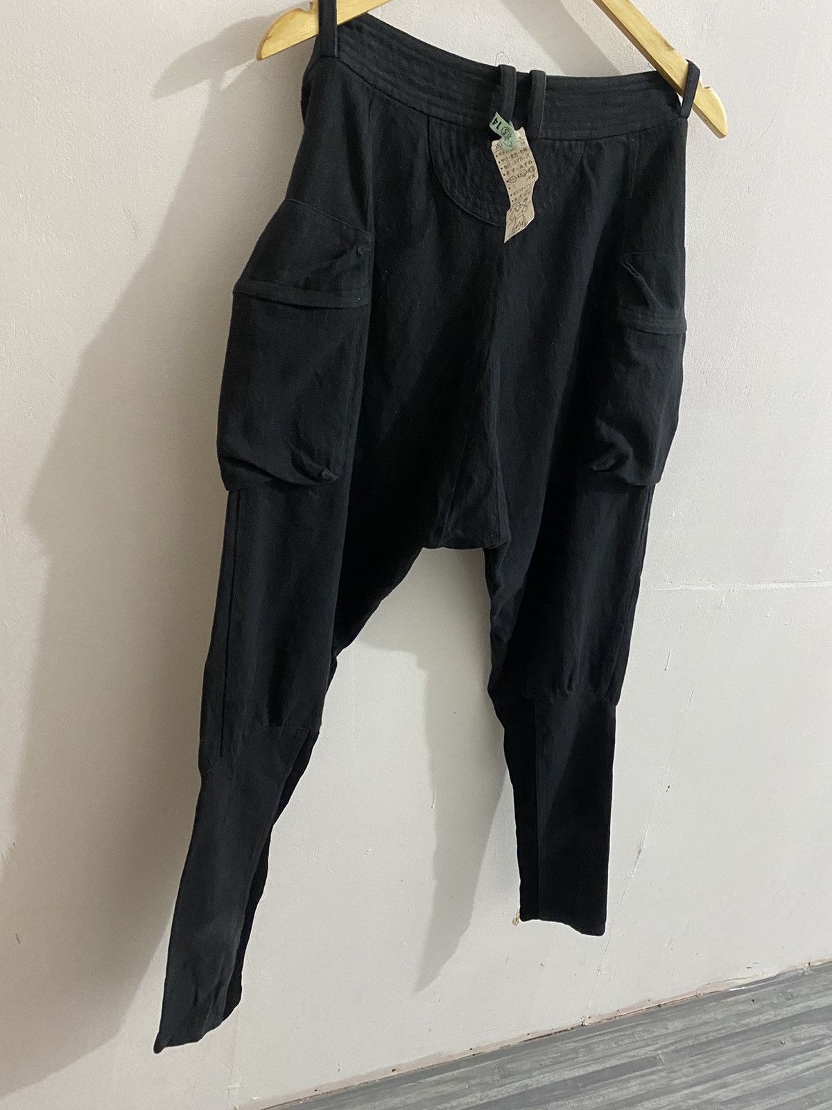 Issey Miyake × Tsumori Chisato Tsumori Chisato 'Sample' Gasmask Pocket Cargo Pants Size 30" / US 8 / IT 44 - 6 Thumbnail