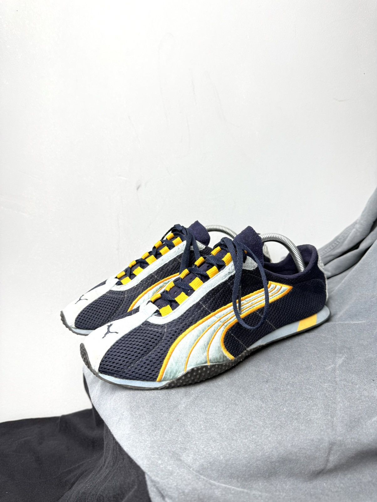 Puma Y2K Vintage Puma Sandals Speedcat Low Top Trainers Sneakers Size US 9 / EU 42 - 1 Thumbnail