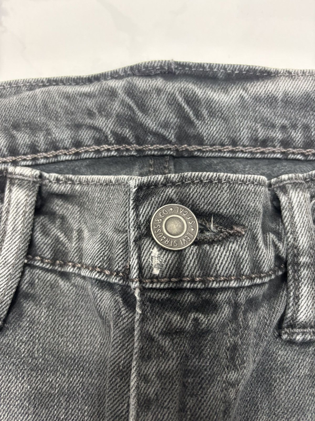 Kapital VINTAGE LEVIS SUPER FADED BLACK DISTRESSED DENIM Size US 32 / EU 48 - 11 Thumbnail