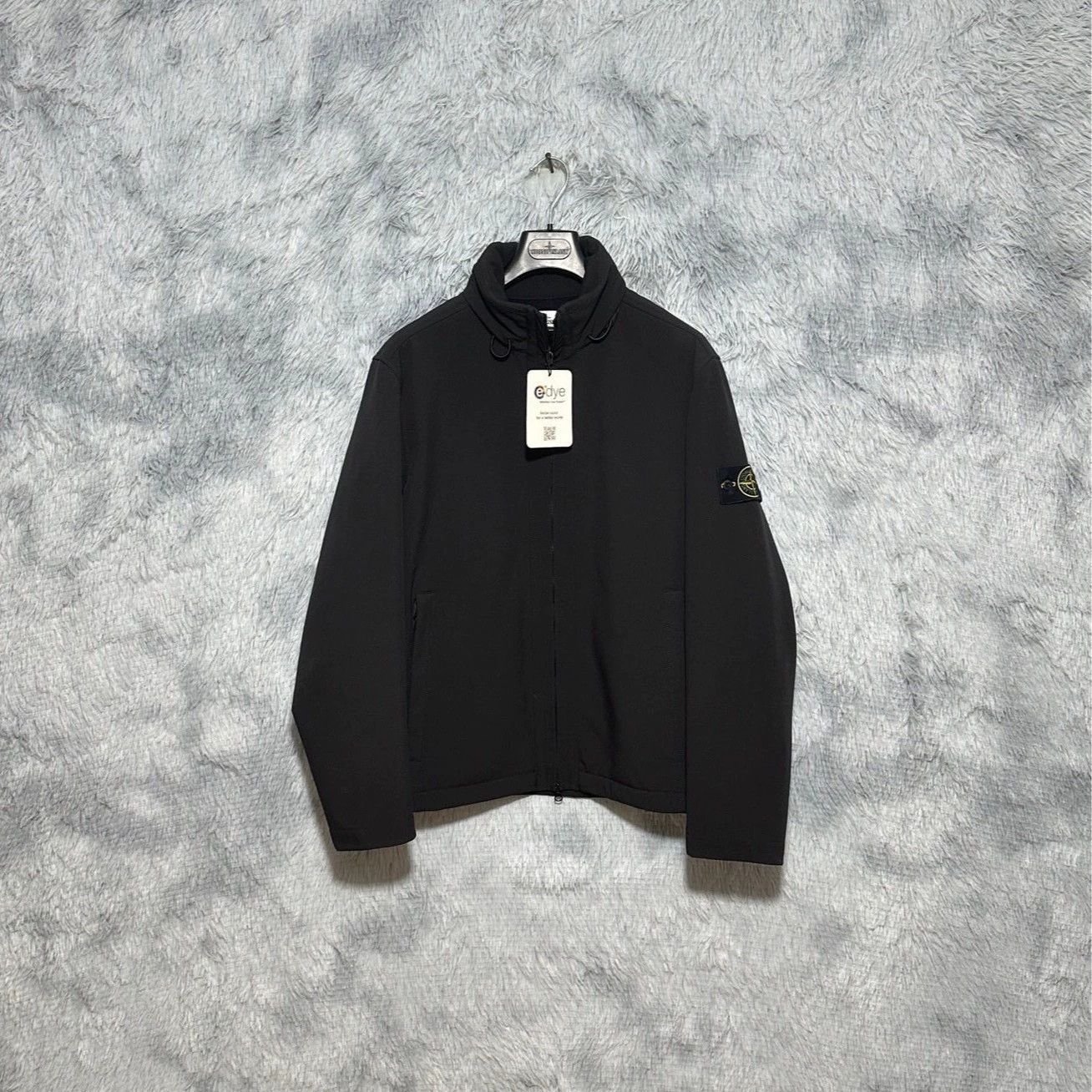 Stone Island stone island soft shell jacket black large Size US L / EU 52-54 / 3 - 1 Thumbnail
