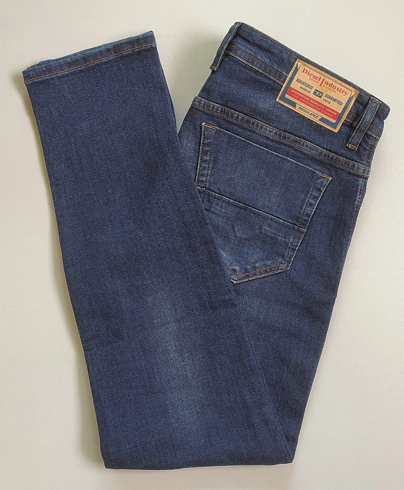 Diesel Diesel THOMMER-X-RM049 Men's Jean WORLDWIDE SHIPPING T 9977 Size US 34 / EU 50 - 10 Thumbnail
