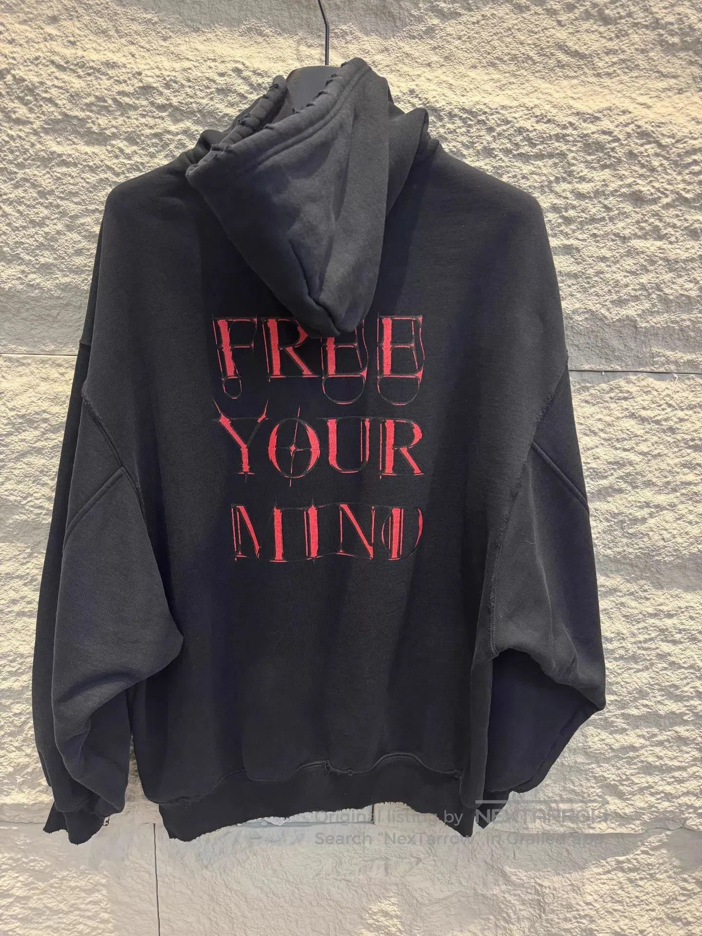 Balenciaga Black Graphic Print Oversized Hoodie. Size US XXS / EU 40 - 2 Thumbnail