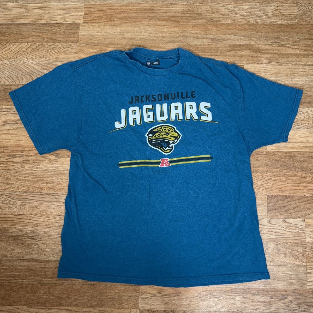 NFL NFL Jacksonville Jaguars tee, blue and yellow Size US XL / EU 56 / 4 - 1 Thumbnail