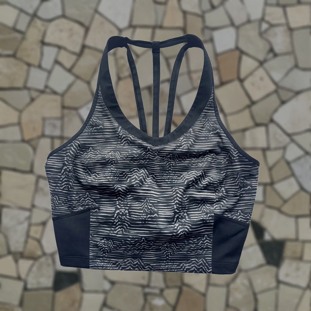 Mountain Hardwear Mountain Hardwear Sports Bra M Black Striped Racerback Medium Support Womens Size ONE SIZE - 1 Thumbnail
