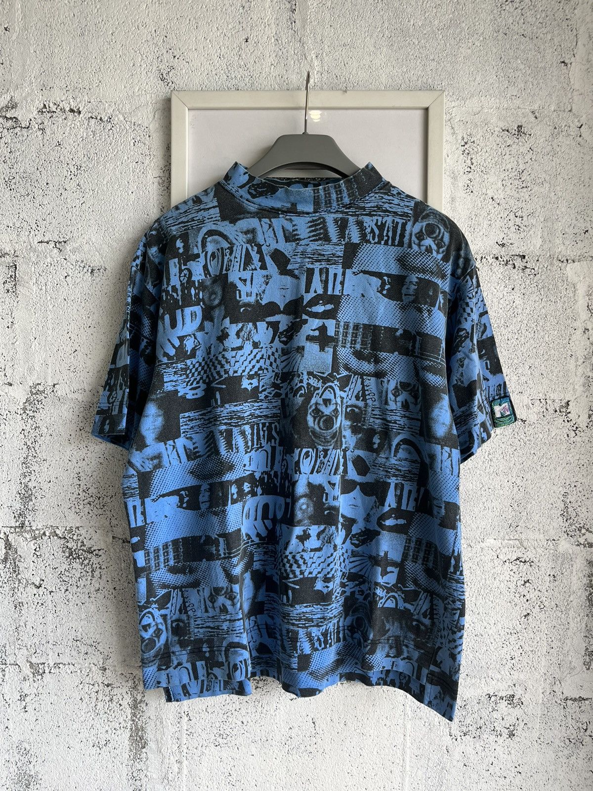 Vintage MTV music television all over print 1990’s T-shirt