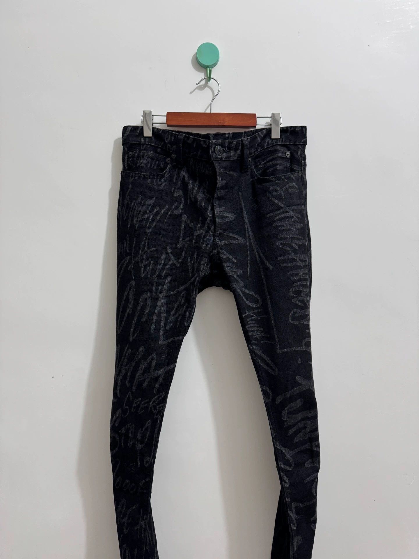 Takahiromiyashita The Soloist. TAKAHIROMIYASHITA pants 31 Waist83L107Thigh27 Size US 31 - 3 Thumbnail