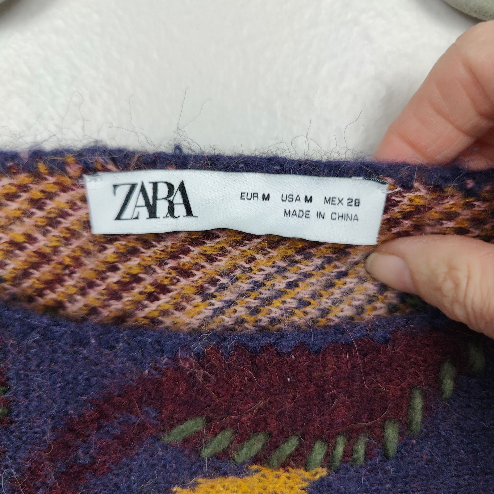 Zara Zara Sweater Womens Medium Floral Embroidered Tapestry Size M / US 6-8 / IT 42-44 - 9 Thumbnail