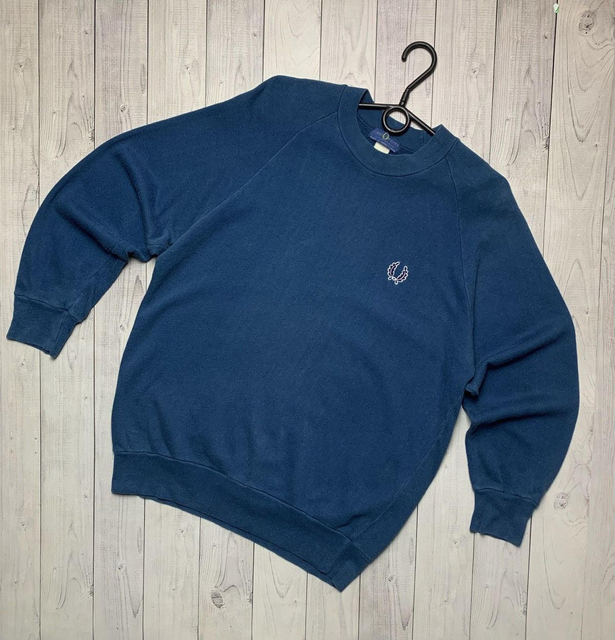 Fred Perry × Vintage Vintage Fred Perry sweatshirt size M/L logo Size US M / EU 48-50 / 2 - 1 Thumbnail