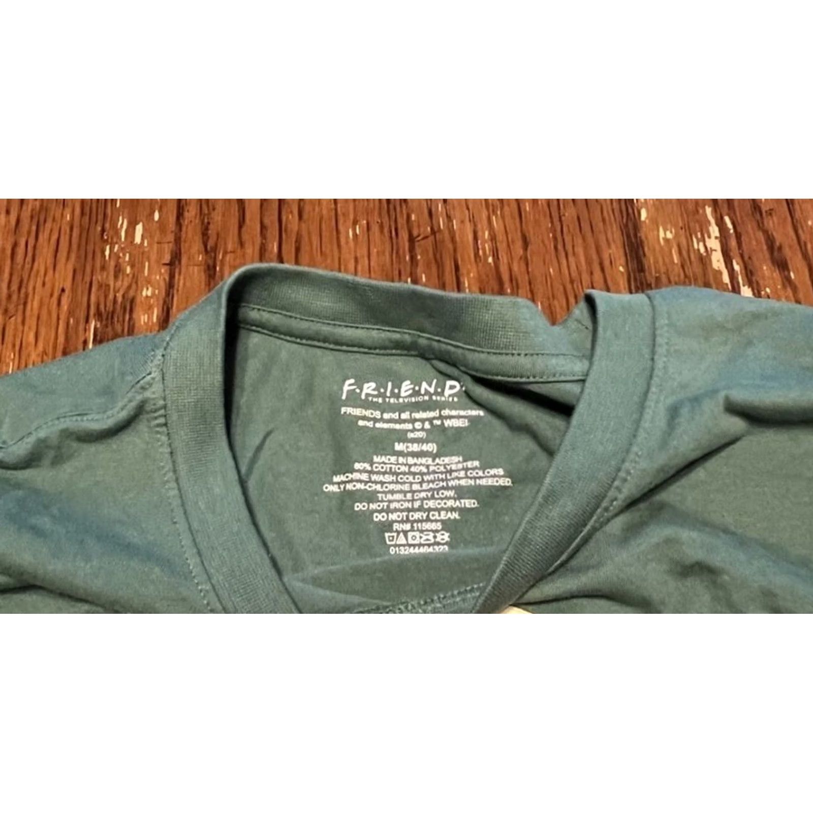 Vintage VINTAGE Friends Long Sleeve Shirt Womens Crew Neck Central Perks M Green Size M / US 6-8 / IT 42-44 - 3 Thumbnail