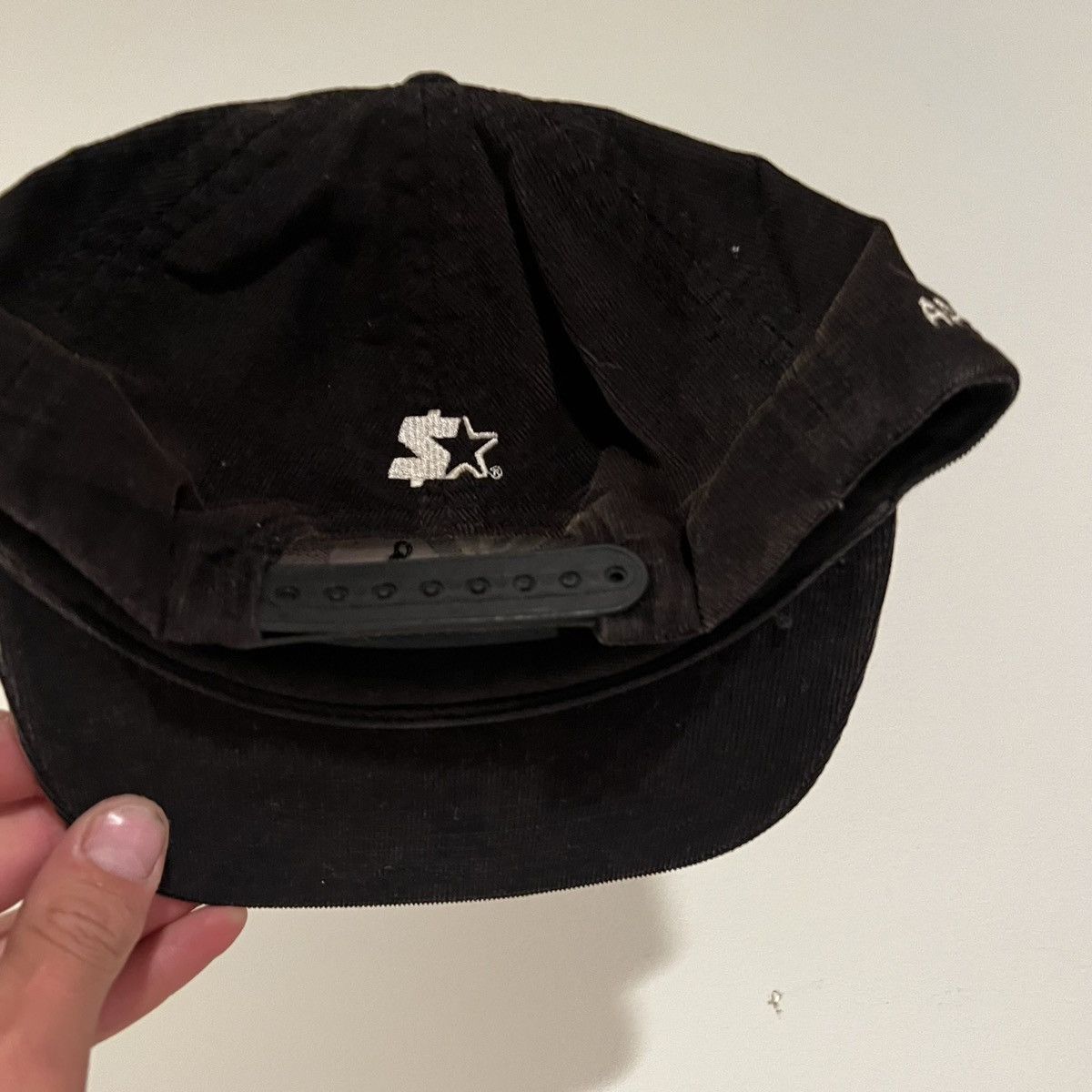 Supreme Supreme AppleTown Snapback Hat corduroy Size ONE SIZE - 9 Thumbnail