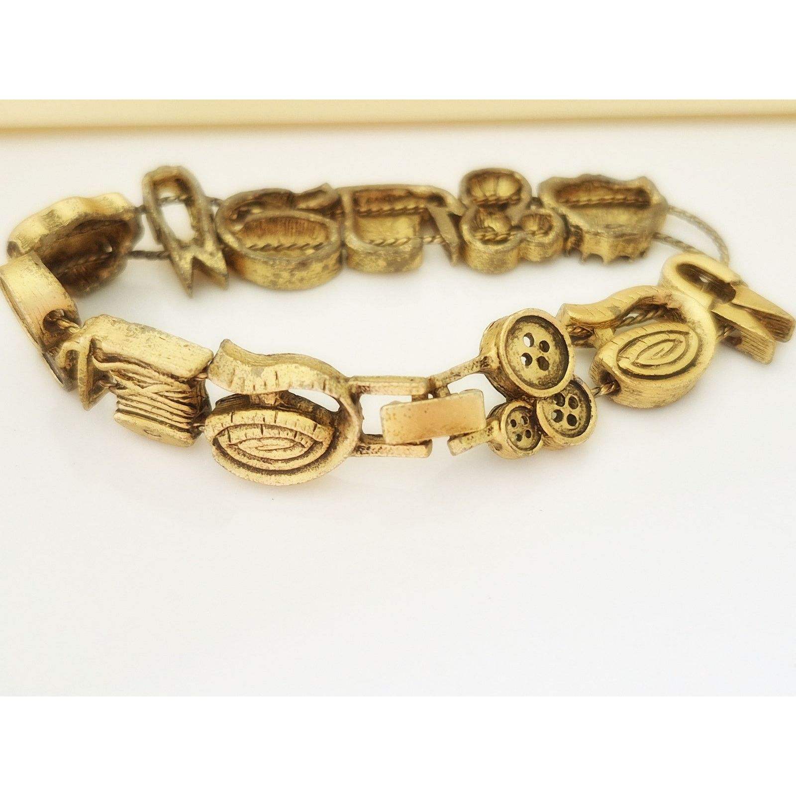 Other Vintage Gold-tone Sewing Theme Slide Charm Bracelet Size ONE SIZE - 3 Thumbnail