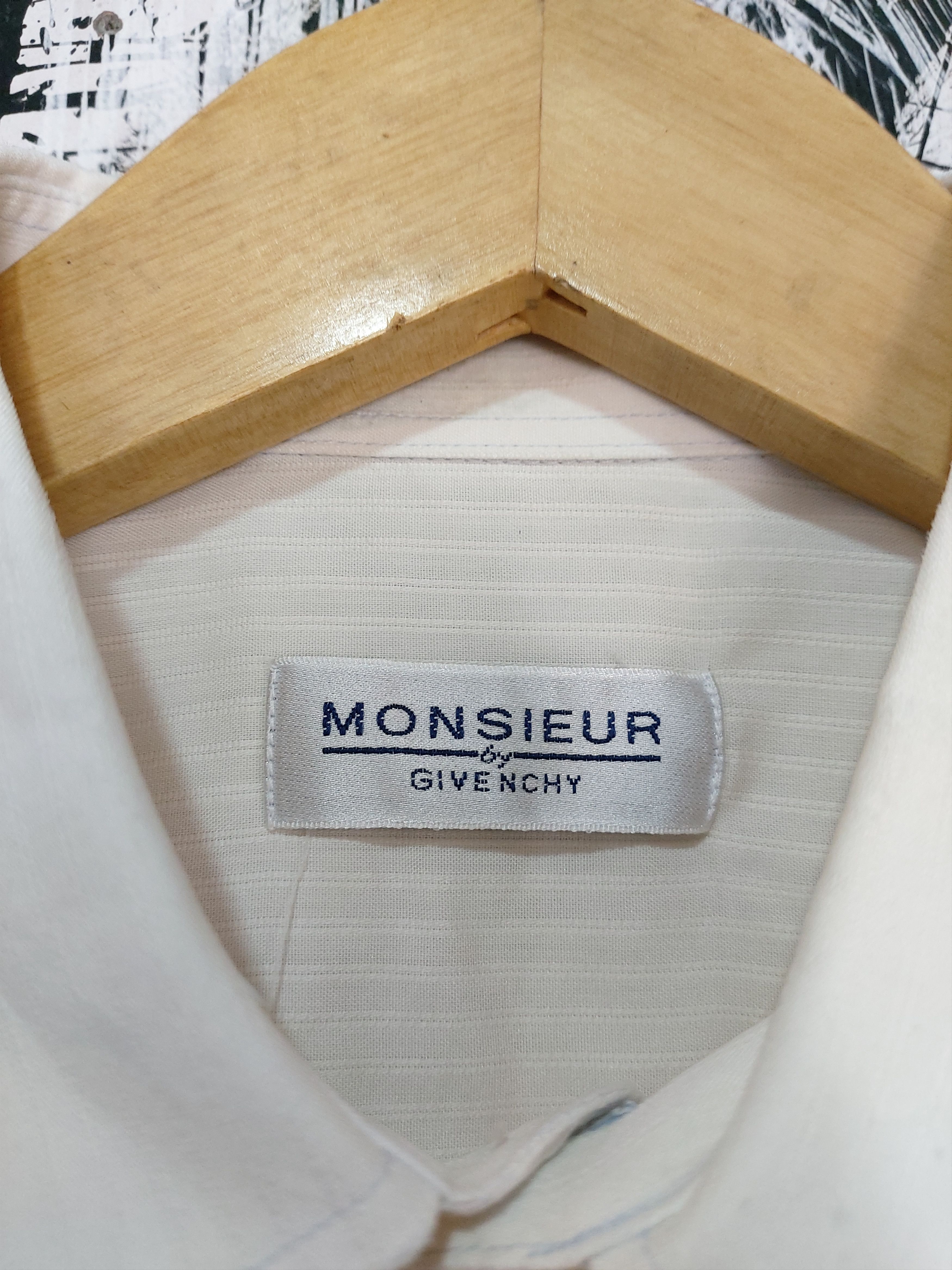 Givenchy GIVENCHY MONSIEUR CLASSIC BUTTON UP SHIRT Size US L / EU 52-54 / 3 - 3 Thumbnail