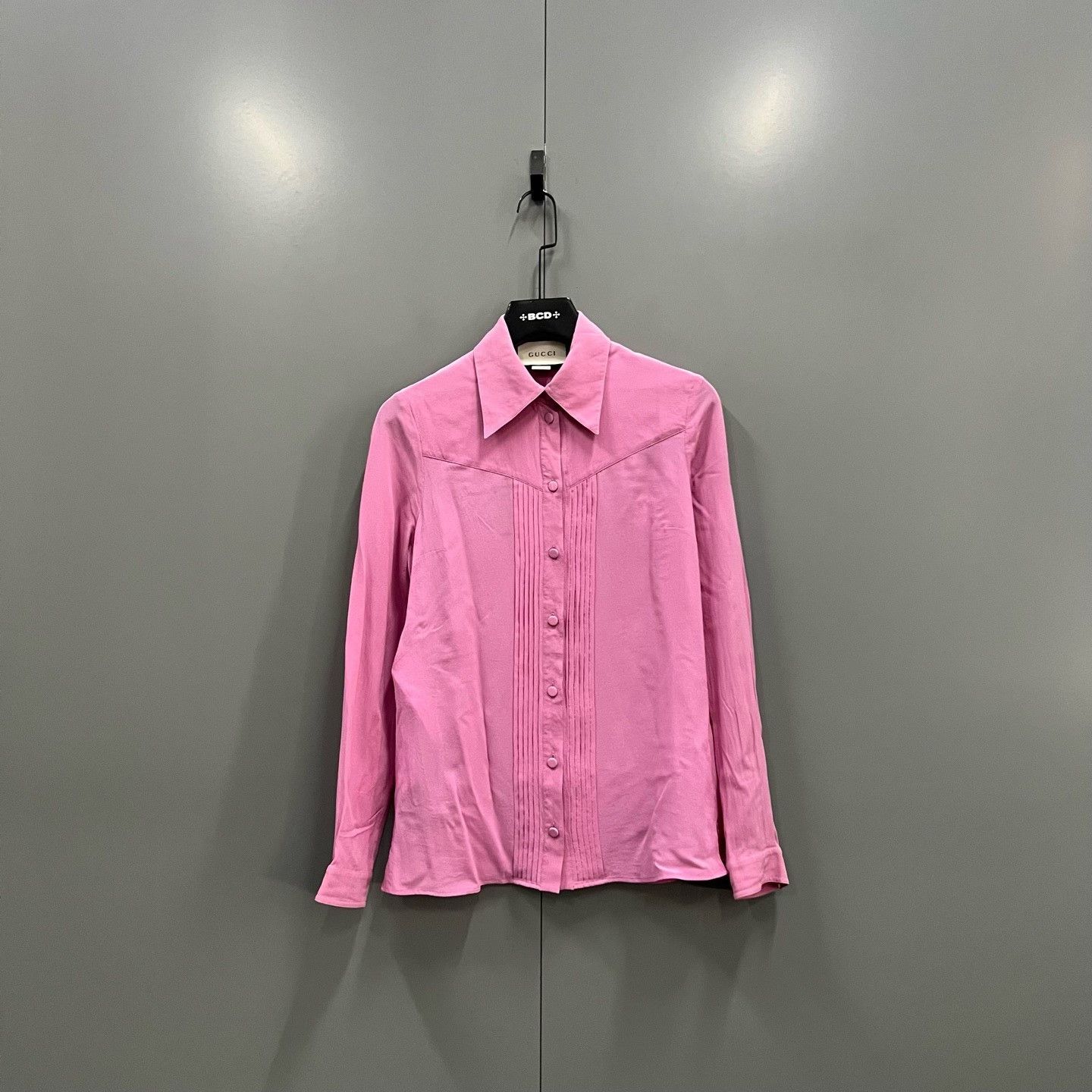 Gucci Gucci Pink Button Up it_42 Women Size M / US 6-8 / IT 42-44 - 1 Thumbnail