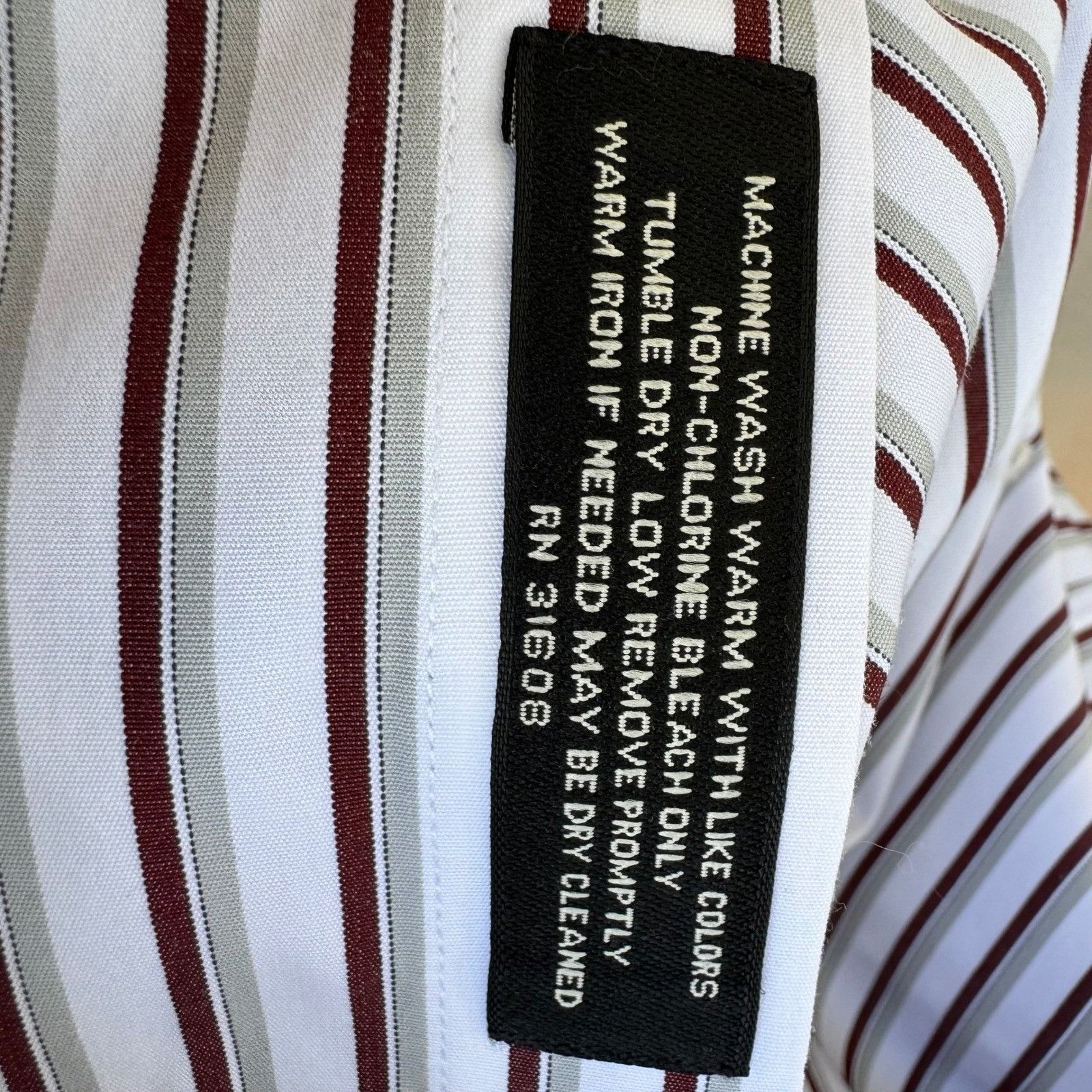 Jos. A. Bank Jos. A. Bank Traveler's Collection Slim Fit Striped Dress Sh Size US M / EU 48-50 / 2 - 9 Thumbnail