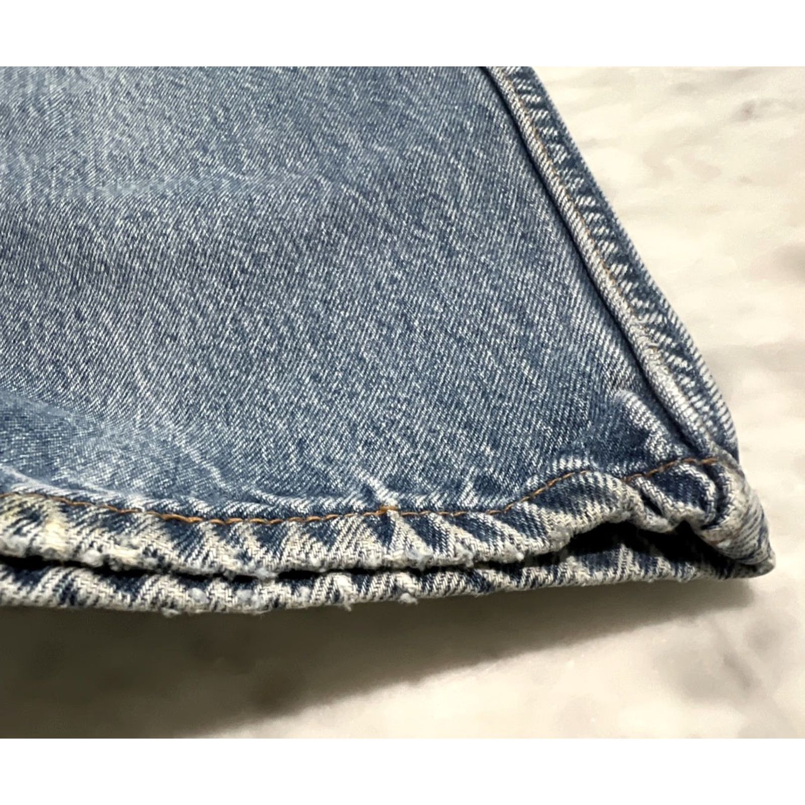 Levi's VINTAGE Levi’s 501 Jeans Men 34x31 Blue Button Fly Fade Thrash USA Jeans Size US 34 / EU 50 - 7 Thumbnail