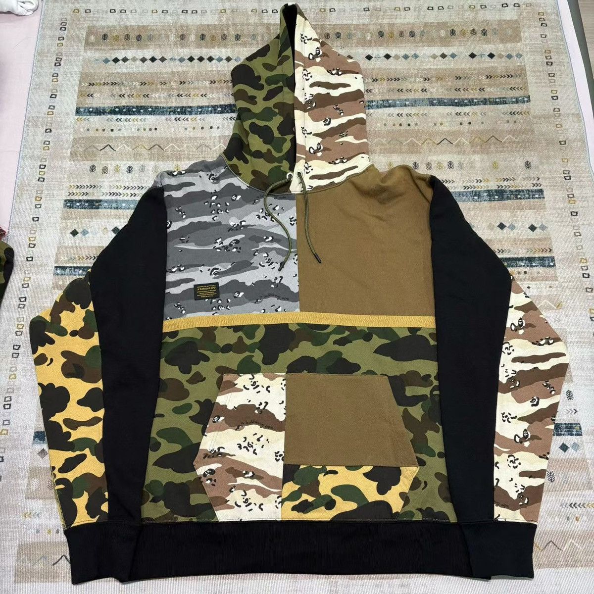 Bape LIMITED CAMO BAPE HOODIE Size US XL / EU 56 / 4 - 1 Thumbnail