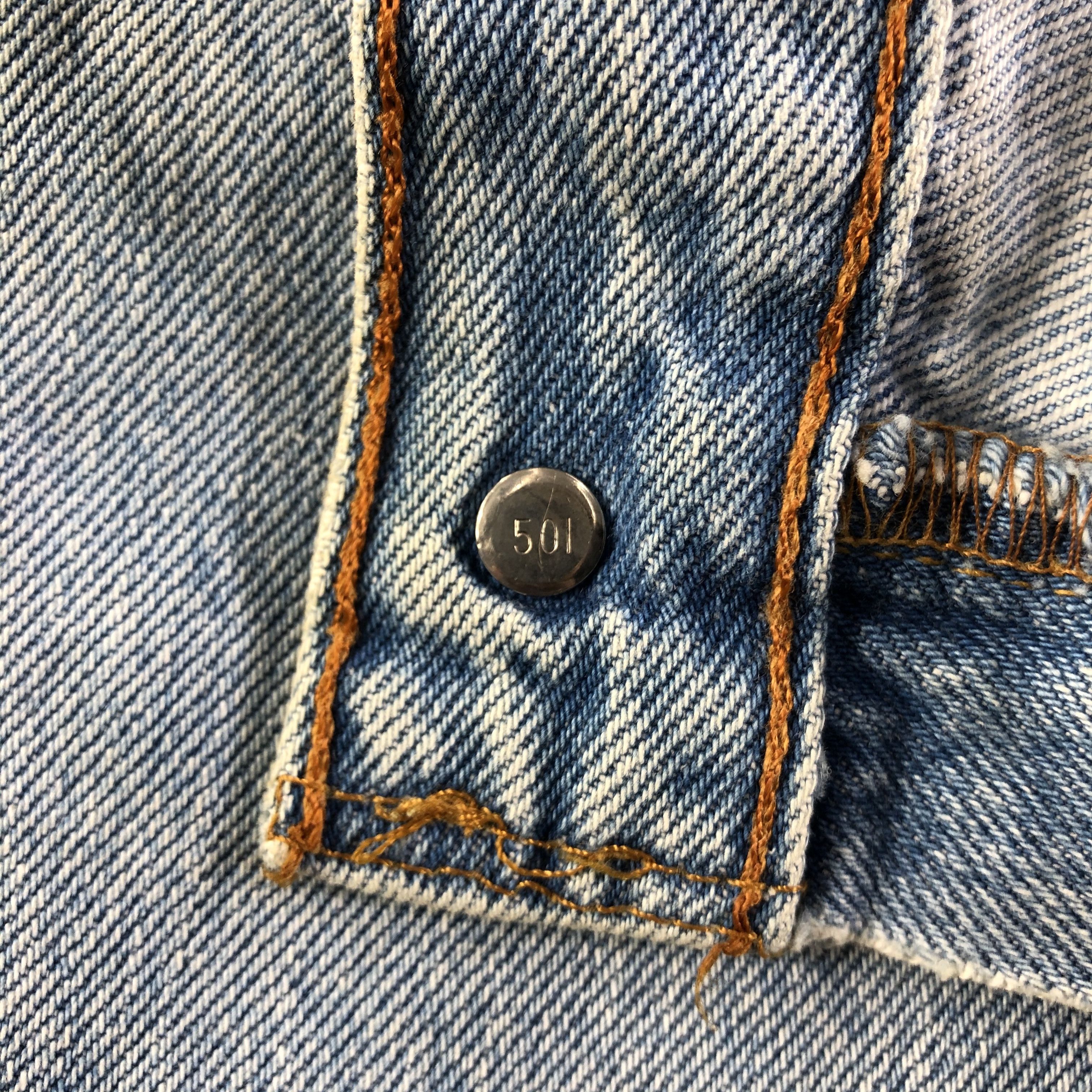 Levi's × Vintage Vintage 90s Blue Wash Levis 501 Jeans-JM3721 Size US 31 - 8 Thumbnail