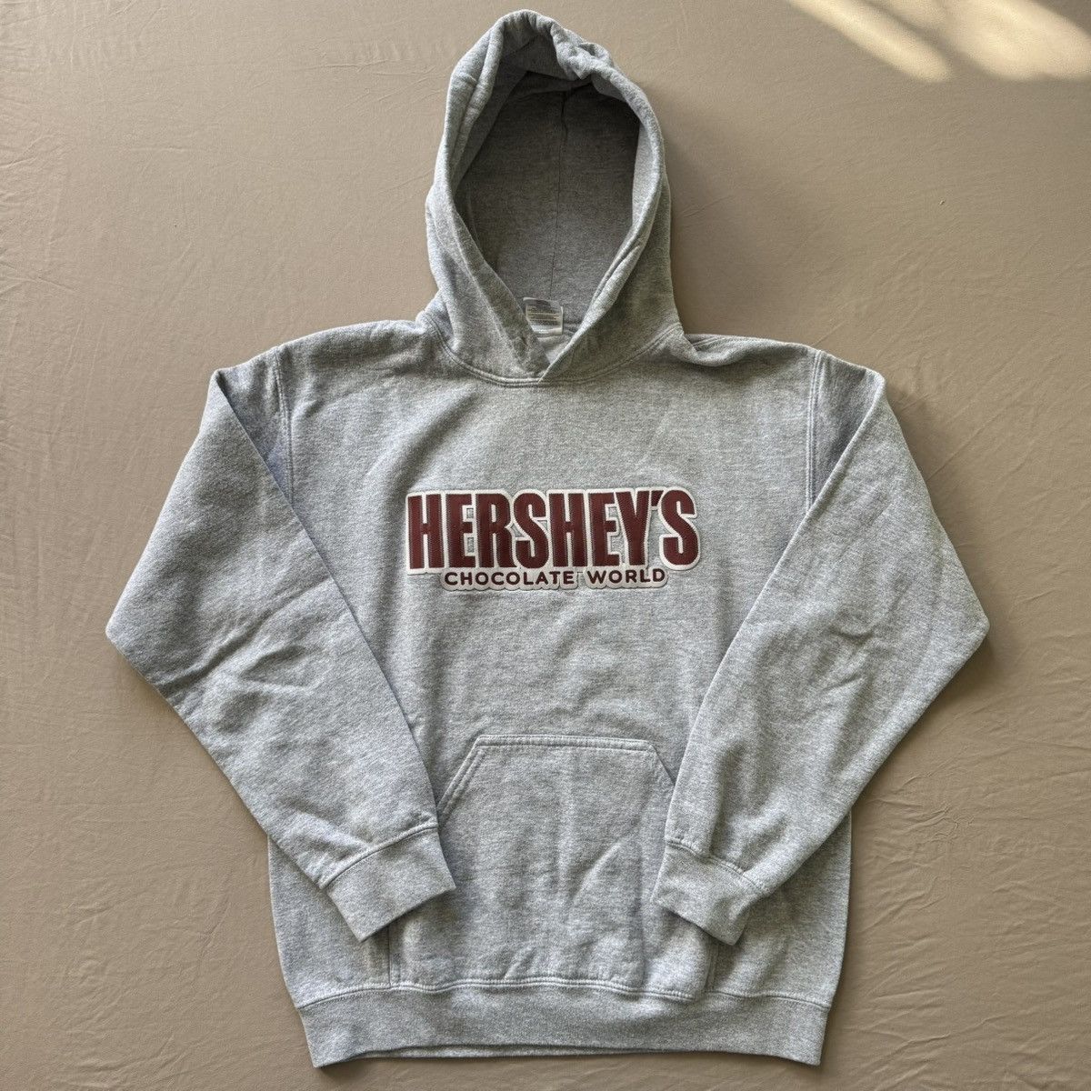 Other Hersheys Chocolate World Pullover Hoodie Size US S / EU 44-46 / 1 - 1 Thumbnail
