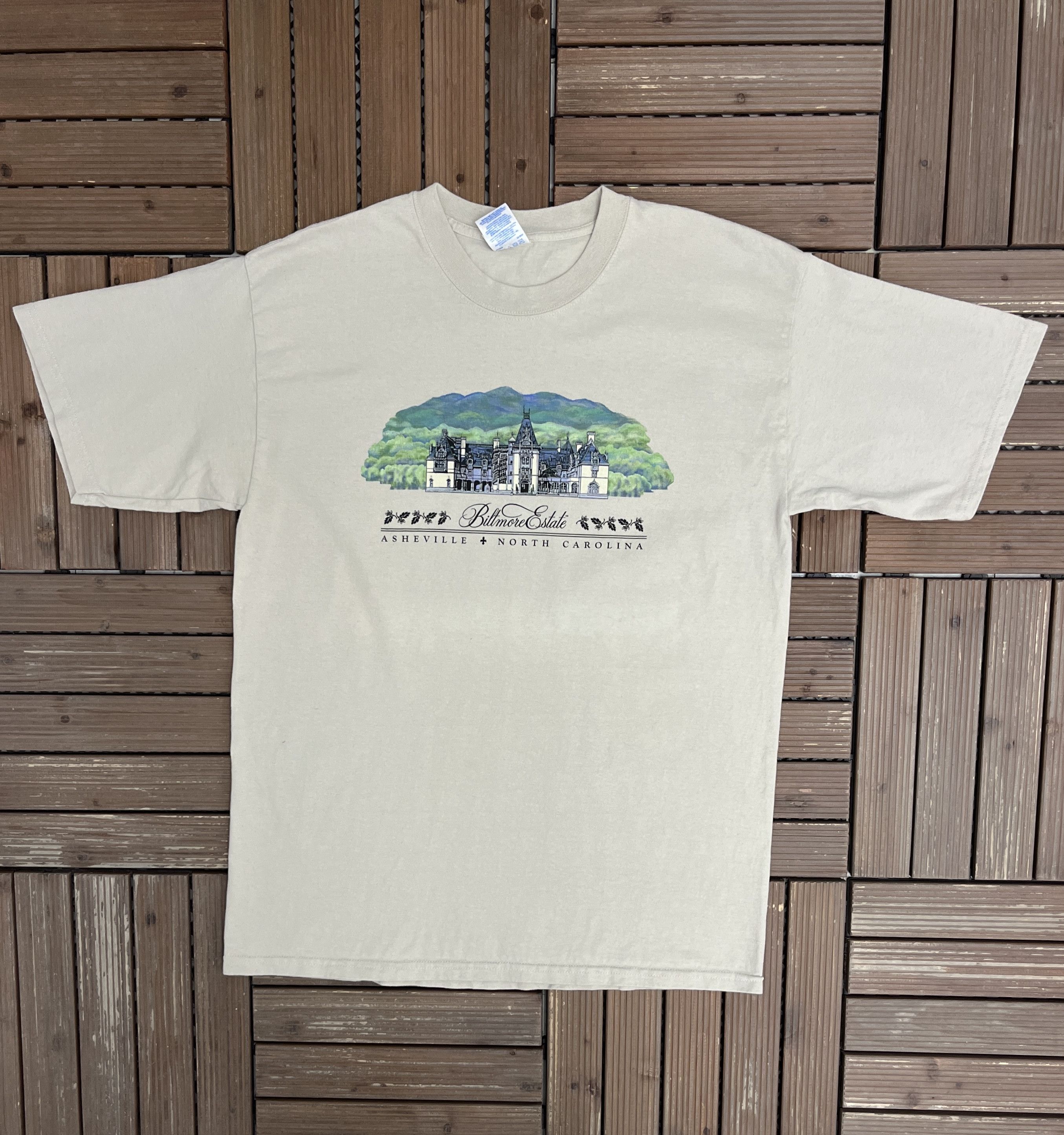 Vintage Biltmore Estate Asheville, NC Vintage Beige Tourist Tee Size US L / EU 52-54 / 3 - 1 Thumbnail