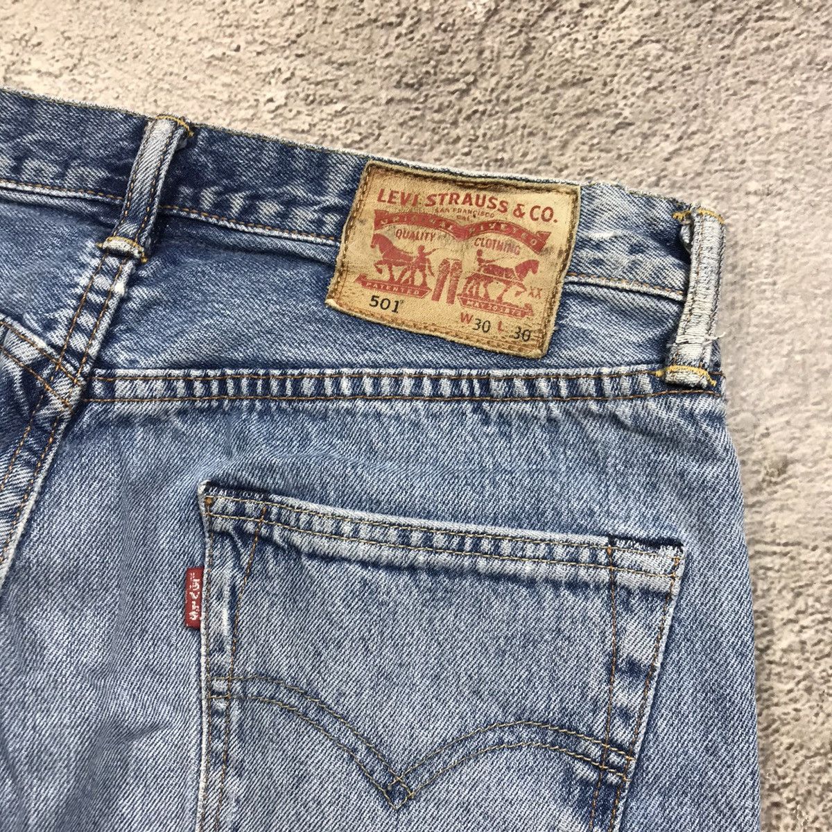 Vintage Vintage 90s Levis Baggy Distressed Thrashed Jeans Grunge 30 Size US 30 / EU 46 - 6 Thumbnail