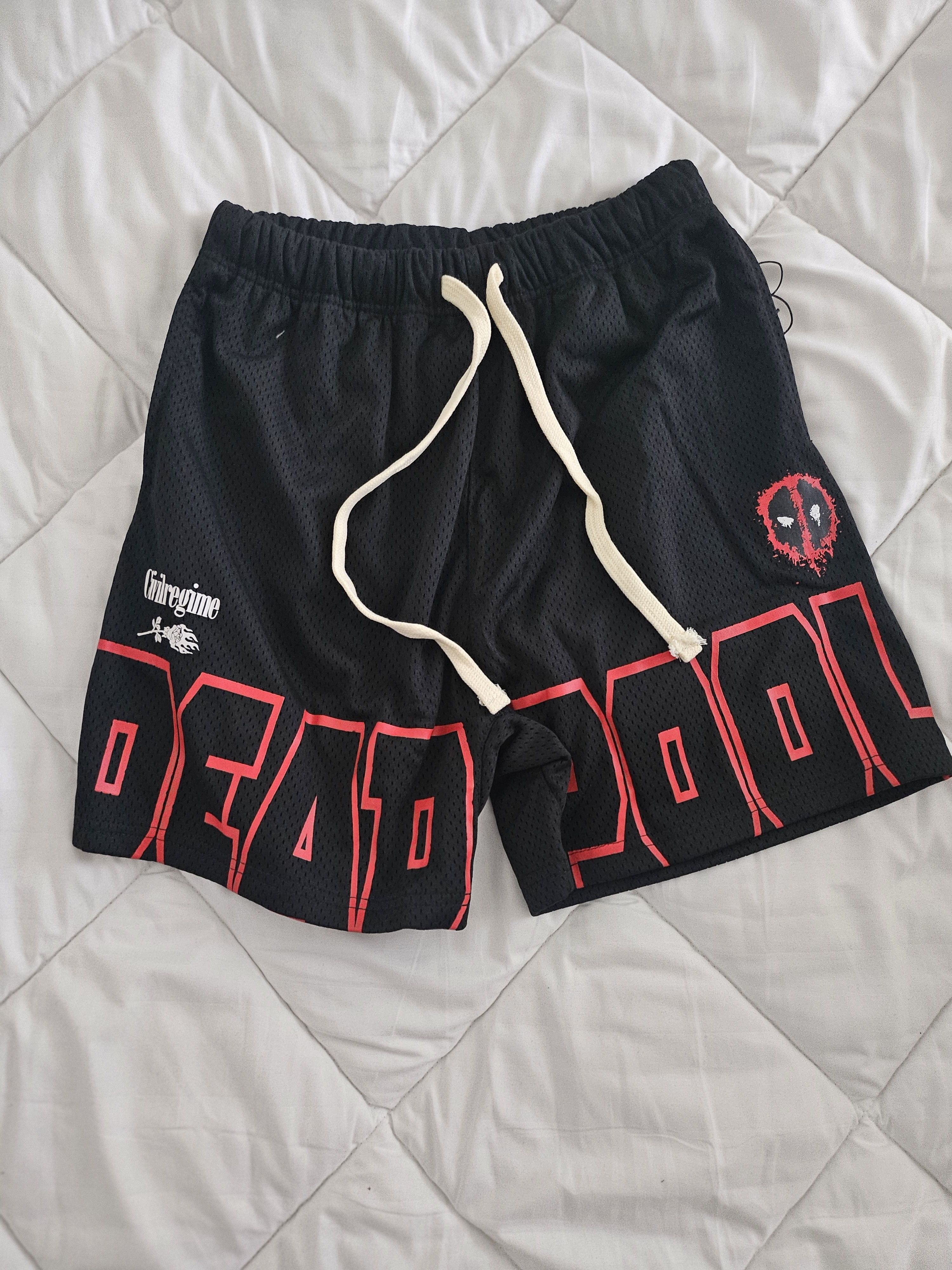 Civil Regime × Marvel Comics Civil Regime X Marvel Small Deadpool Shorts Size US 28 / EU 44 - 3 Thumbnail