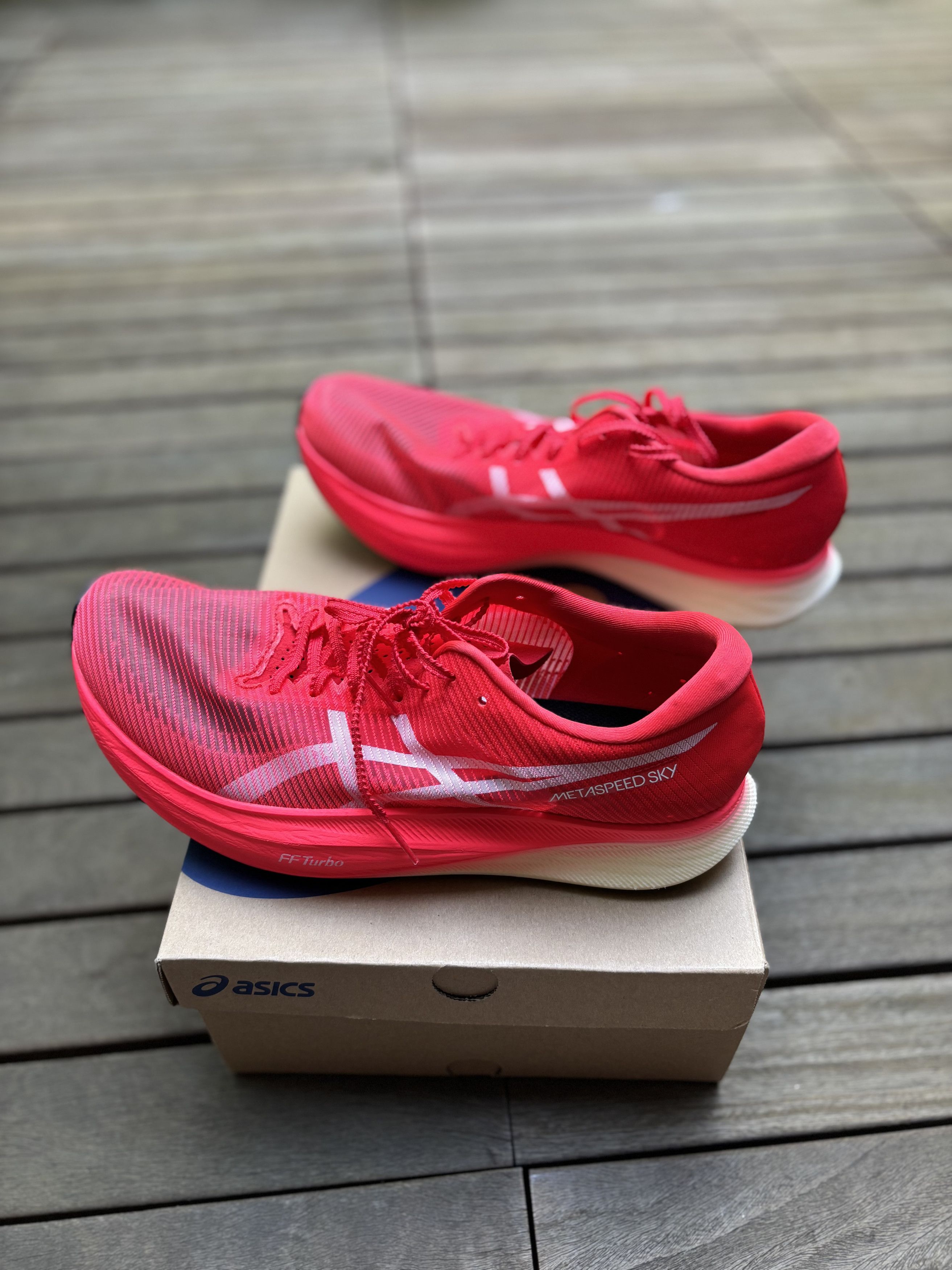Asics ASICS METASPEED SKY+ DIVA PINK/WHITE 7.5M/9W Size US 9 / IT 39 - 2 Thumbnail