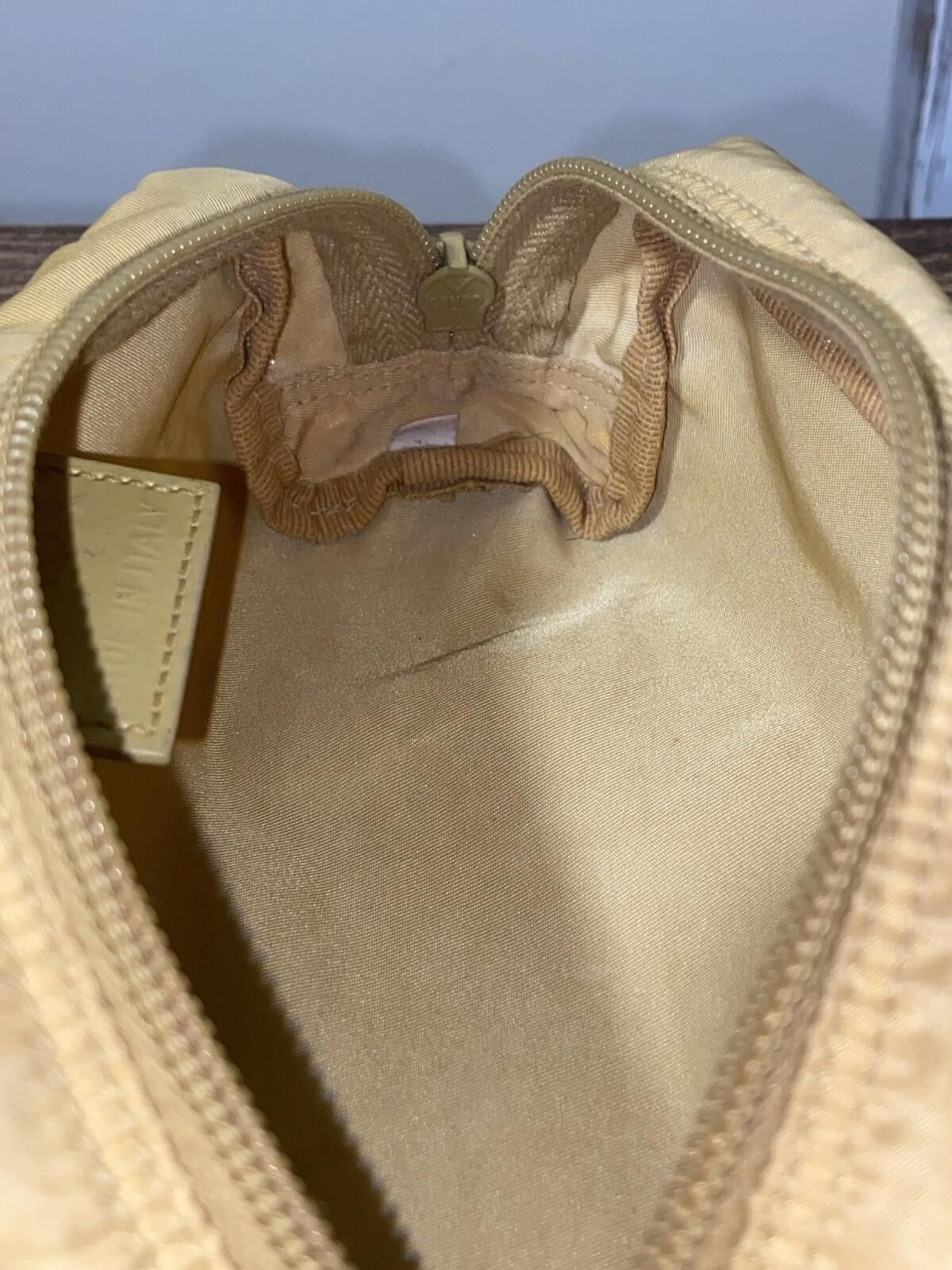 Prada Prada yellow beige small pencil makeup pouch case, great Size ONE SIZE - 10 Thumbnail