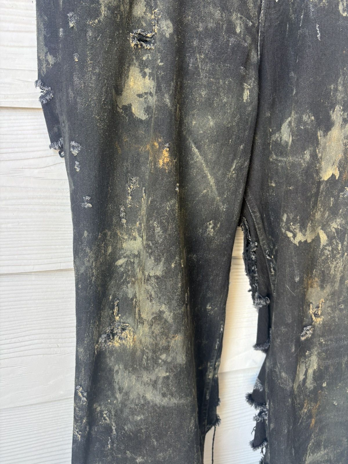 Balenciaga Balenciaga Super Destroyed Baggy Mud Denim Size US 31 - 2 Thumbnail