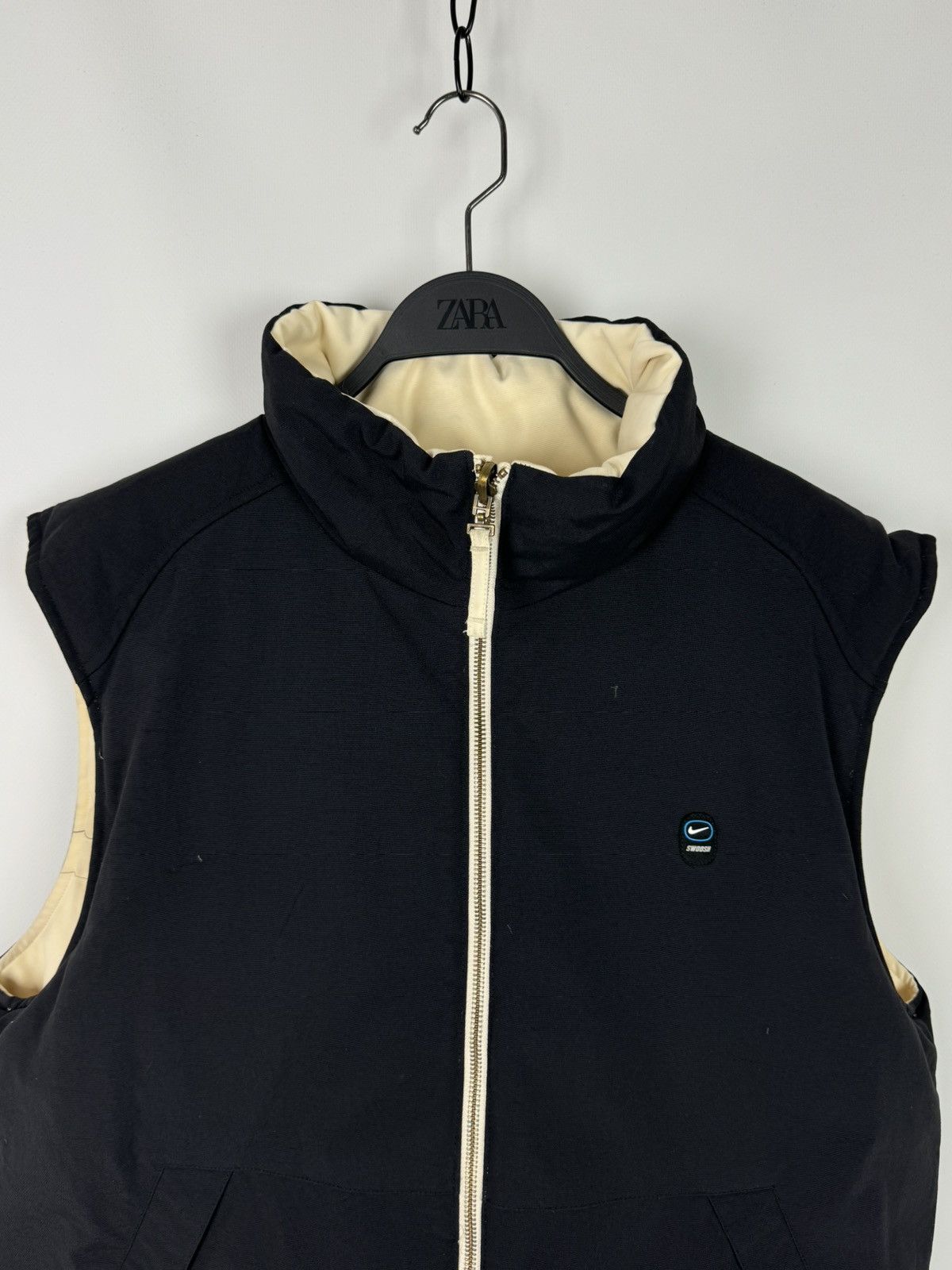 Vintage Y2K Vintage Nike Swoosh Reversible Down Vest Size US L / EU 52-54 / 3 - 8 Thumbnail